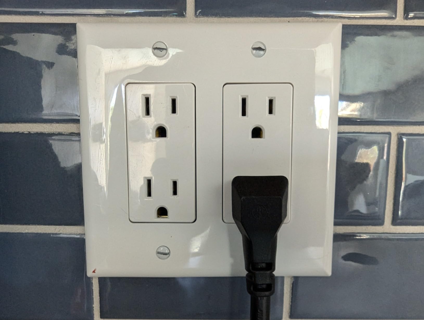 YoLink Smart Energy Plug 15A – 1/4 Mile LoRa Range, High-Power Devices with Cycle Schedule, Real-Time Energy Monitoring, Overload Protection, Alerts, Alexa, Google, IFTTT, HA, Hub Required YS6614 customer photo 1