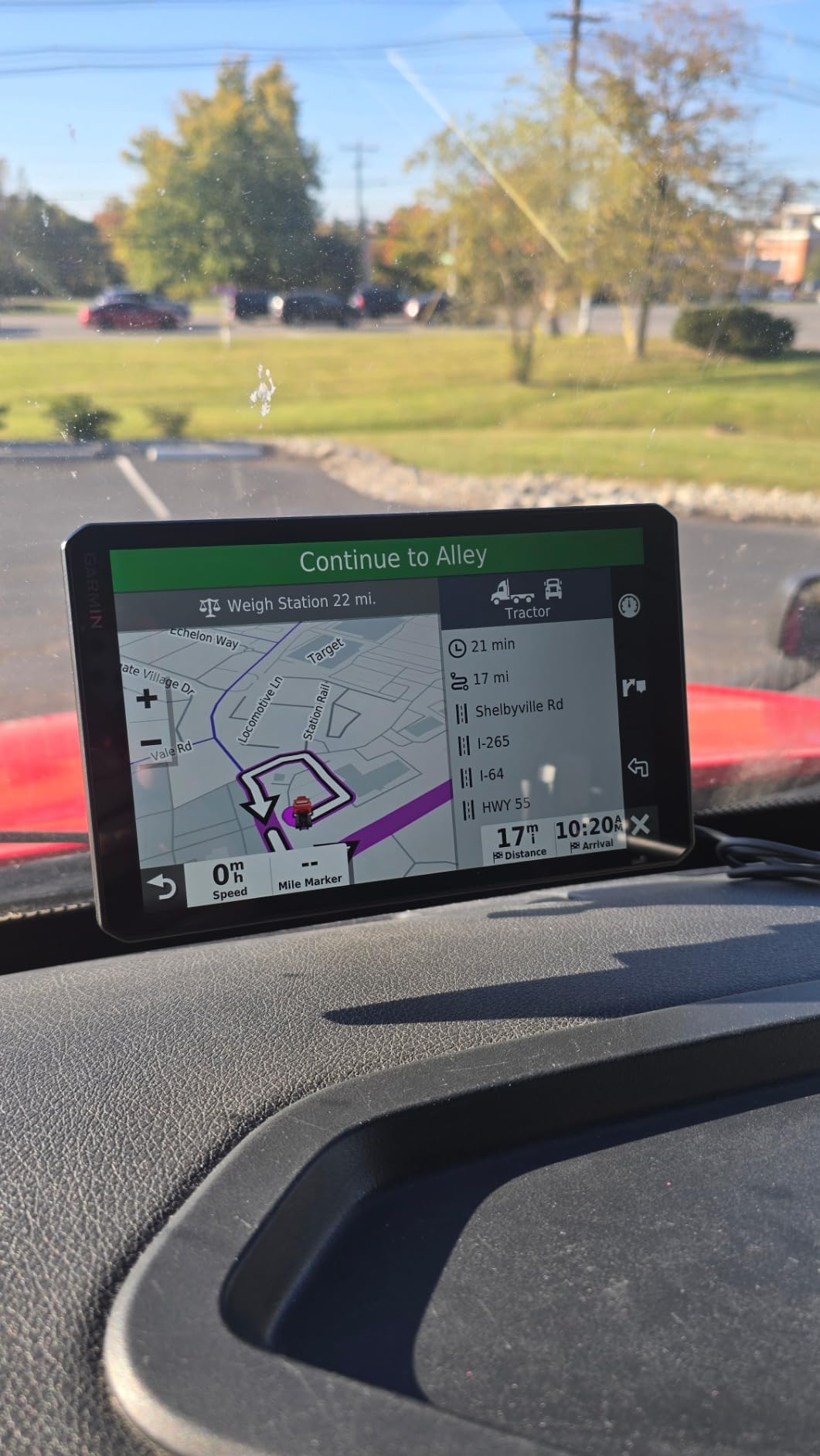 Garmin dezl OTR800, 8-inch GPS Truck Navigator, Easy-to-Read Touchscreen Display, Custom Truck Routing and Load-to-Dock Guidance customer photo 2