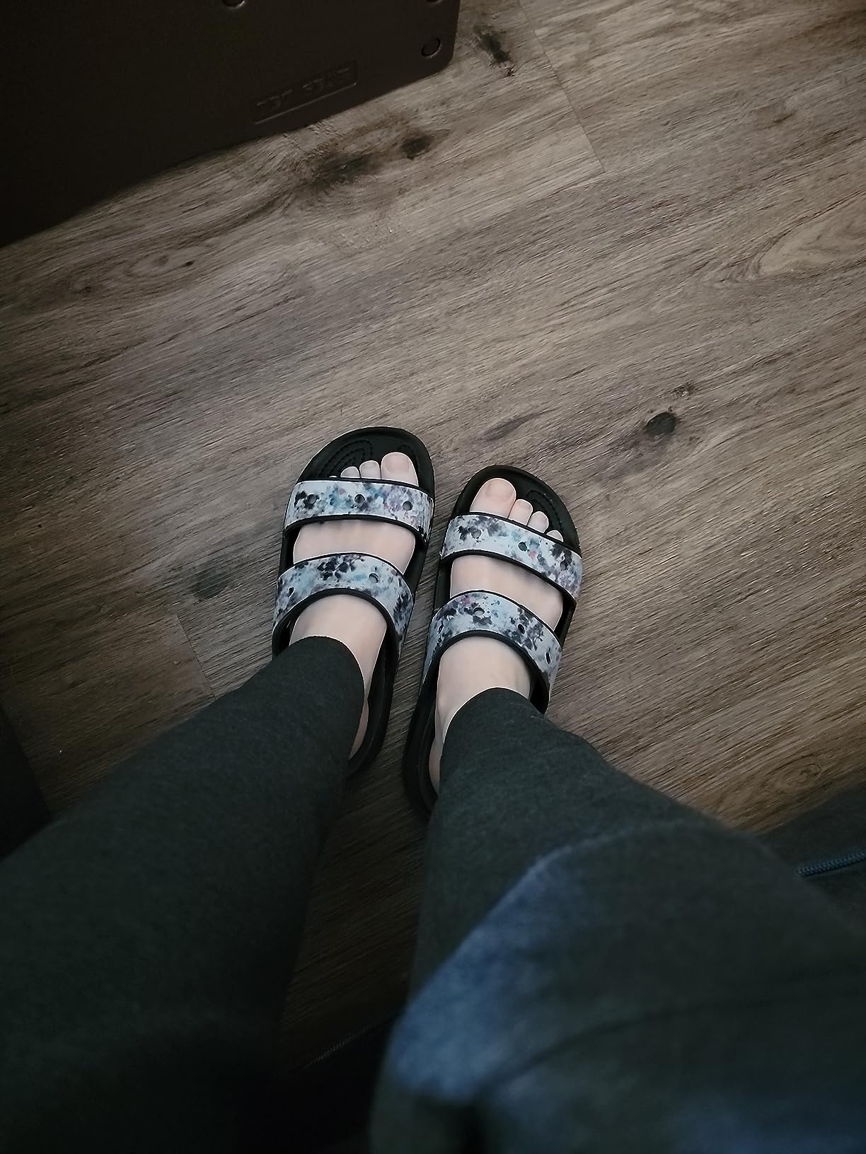 Crocs Men's Classic Slide Sandals customer photo 1