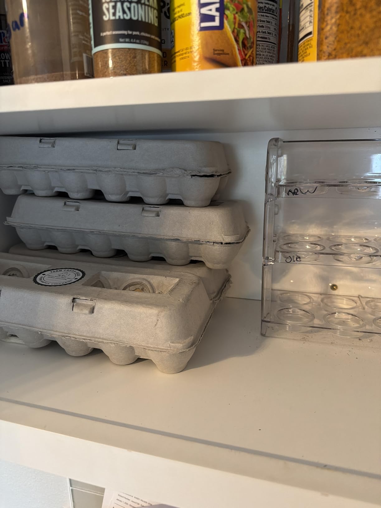 MT Products Blank Natural Pulp Egg Cartons Holds Up to Twelve Eggs - 1 Dozen - Strong Sturdy Egg Crate Cardboard Material Perfect For Storing Extra Eggs (25 Pieces) - Made in the USA customer photo 1