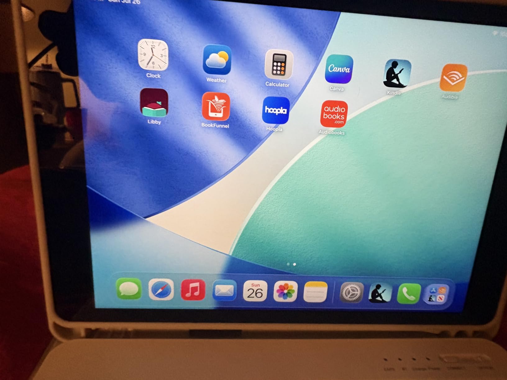 Apple iPad 8th Generation customer photo 2