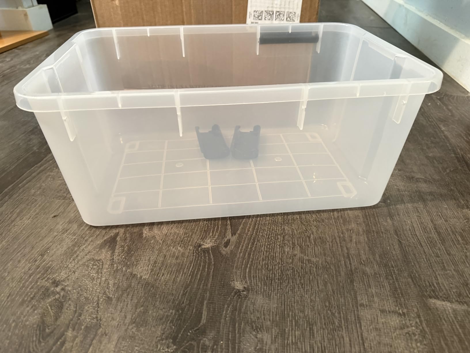 IRIS USA 4-Pack 41 Qt Storage Bins with Gasket Lids, Clear/Black customer photo 2