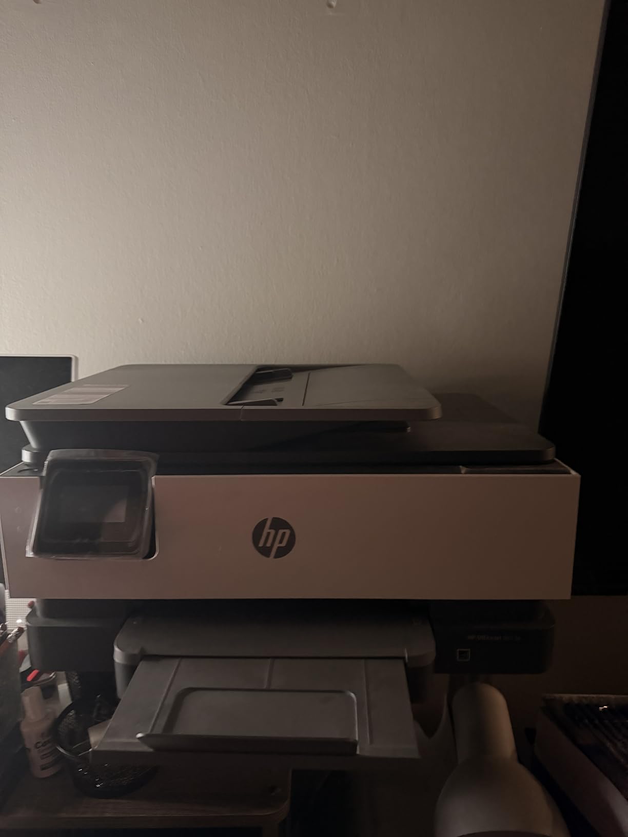 HP OfficeJet 8015e Wireless Color All-in-One Printer, 6 Month Instant Ink Trial Included customer photo 2