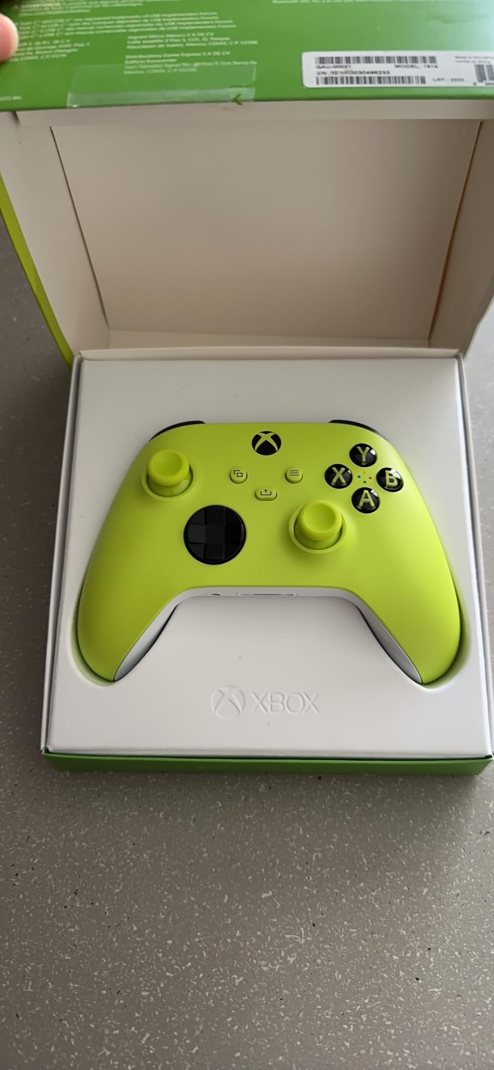 Xbox Wireless Controller customer photo 2