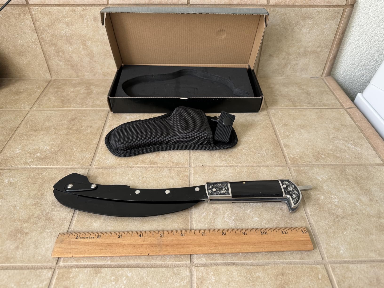 All-Black Sharp Edge Folding Scythe with Wooden Handle - Two Section Safety Sickle Knife for Grass Scythe and Grass Sickle, Foldable Garden Tool with Sheath customer photo 1