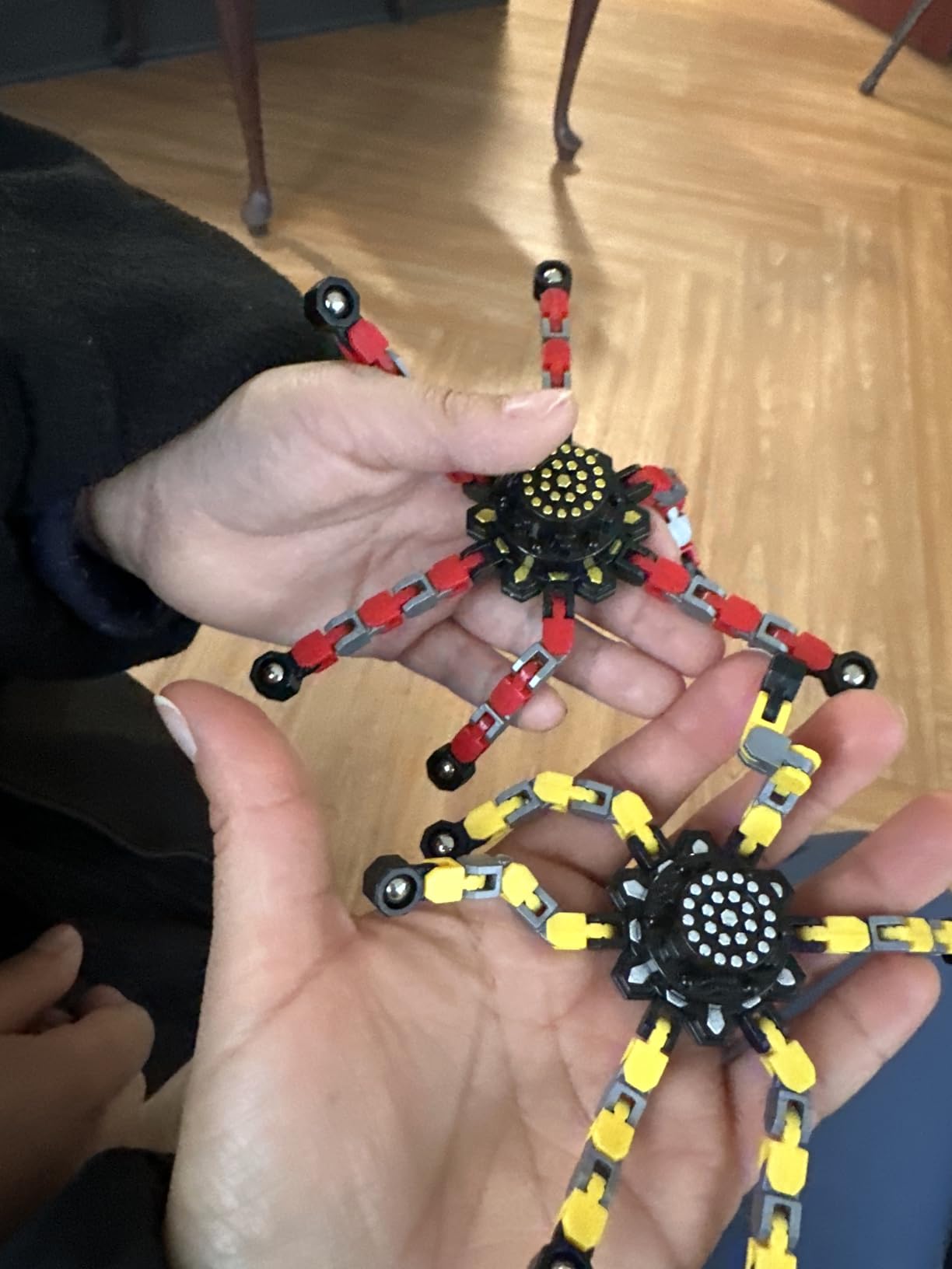 Gokeey Transformable Fidget Spinners Toys 4 Pcs for Kids and Adults Stress Relief Sensory Toys for Boys and Girls Age 8-13 Fingertip Gyros Party Favors Birthday Gifts for Teens Road Trip Travel Toy customer photo 1
