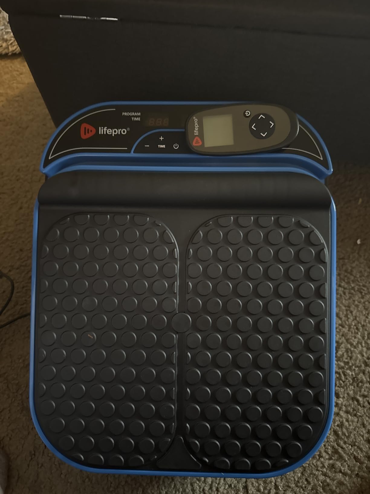 Lifepro VibraFlow Foot Massager for Neuropathy customer photo 1