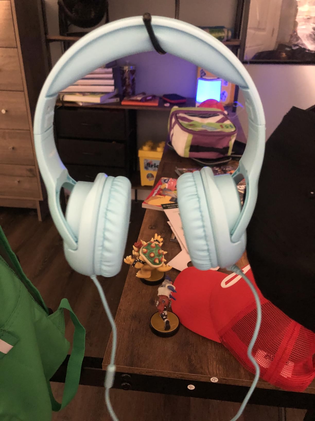 awatrue AT2 Kids Headphones for School with Mic, 85/94dB Safe Volume Limit customer photo 1