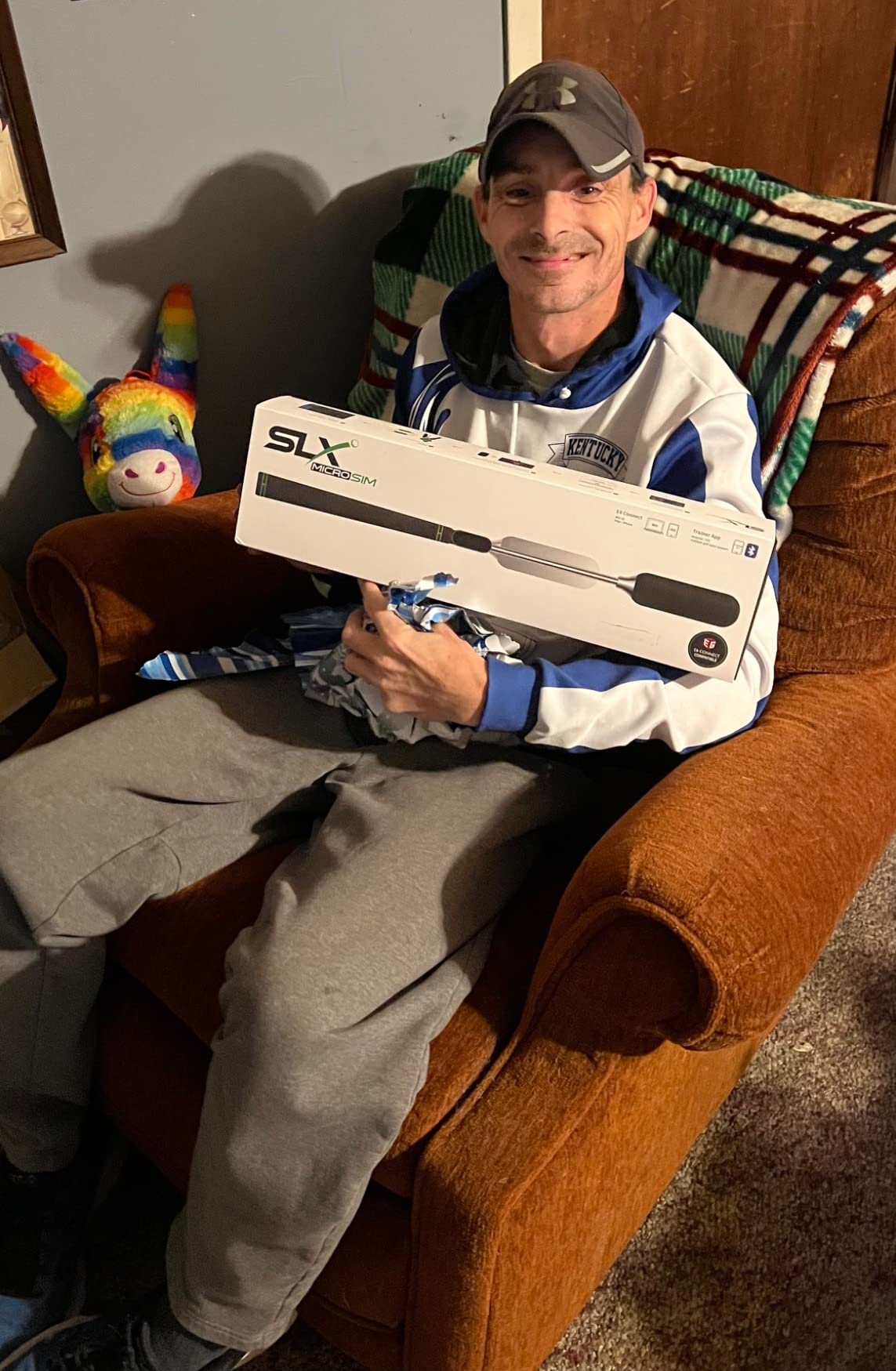 SLX MicroSim Indoor Mobile Golf Simulator: Fun Interactive Golf with Motion Sensor and Swing Stick for Indoor and Outdoor Golfing - Compatible with Android, iOS, PC (E6 Connect, GSPro, CreativeGolf) customer photo 1