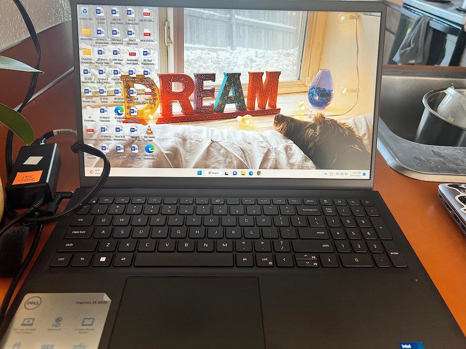 Dell Inspiron 15 3511 customer photo 2