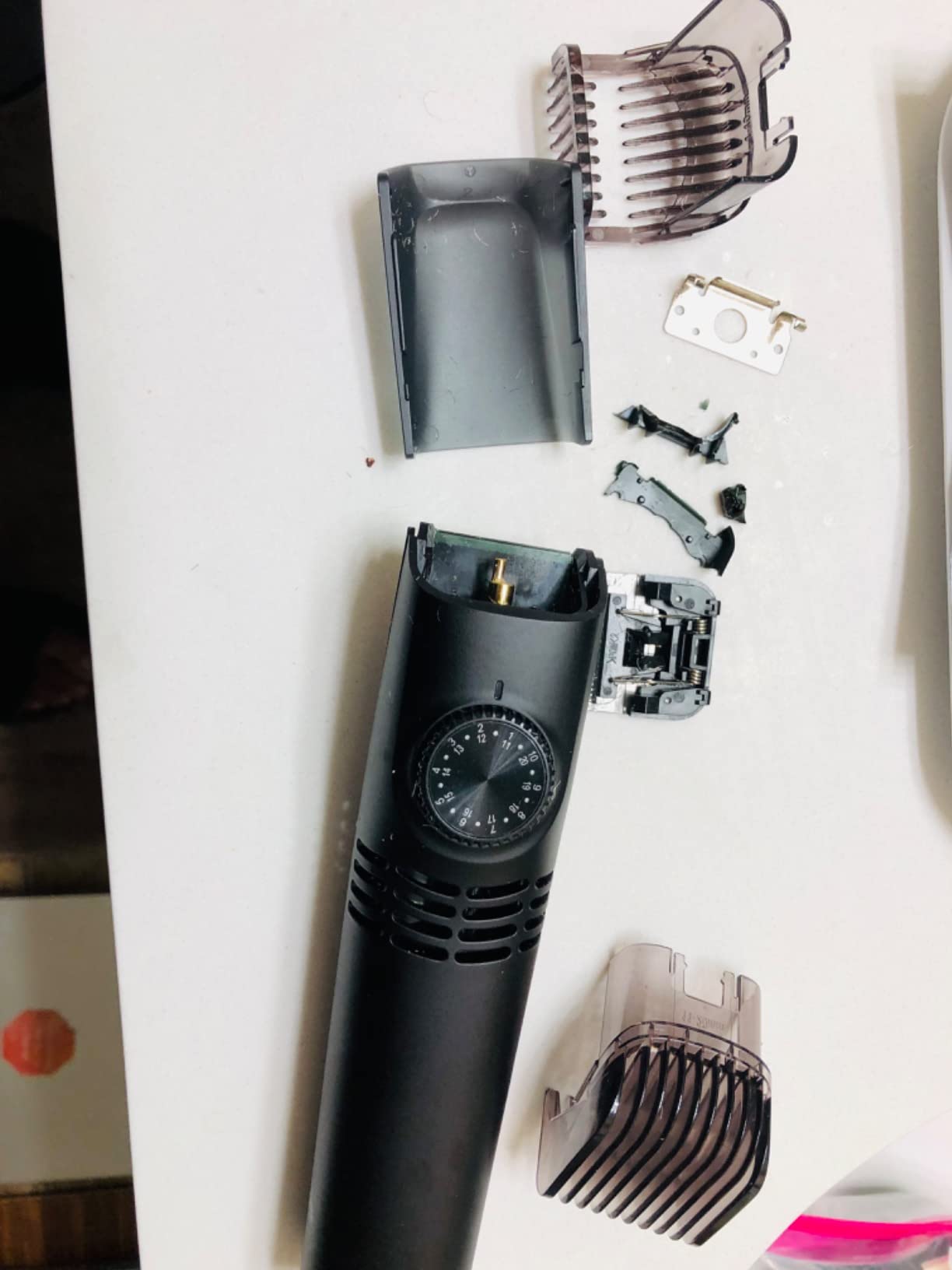 Bell+Howell Vacutrim Deluxe Cordless Mens Beard Trimmer, Rechargeable Electric Shaver with 20 Trim Setting and Built-in Vacuum for Mustache, Sideburns. Facial Hair, Black, 7.5