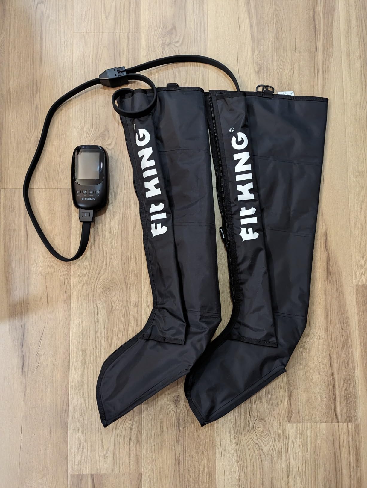 FIT KING Air Compression Recovery System, Full Leg Massager Boots (Medium) customer photo 2