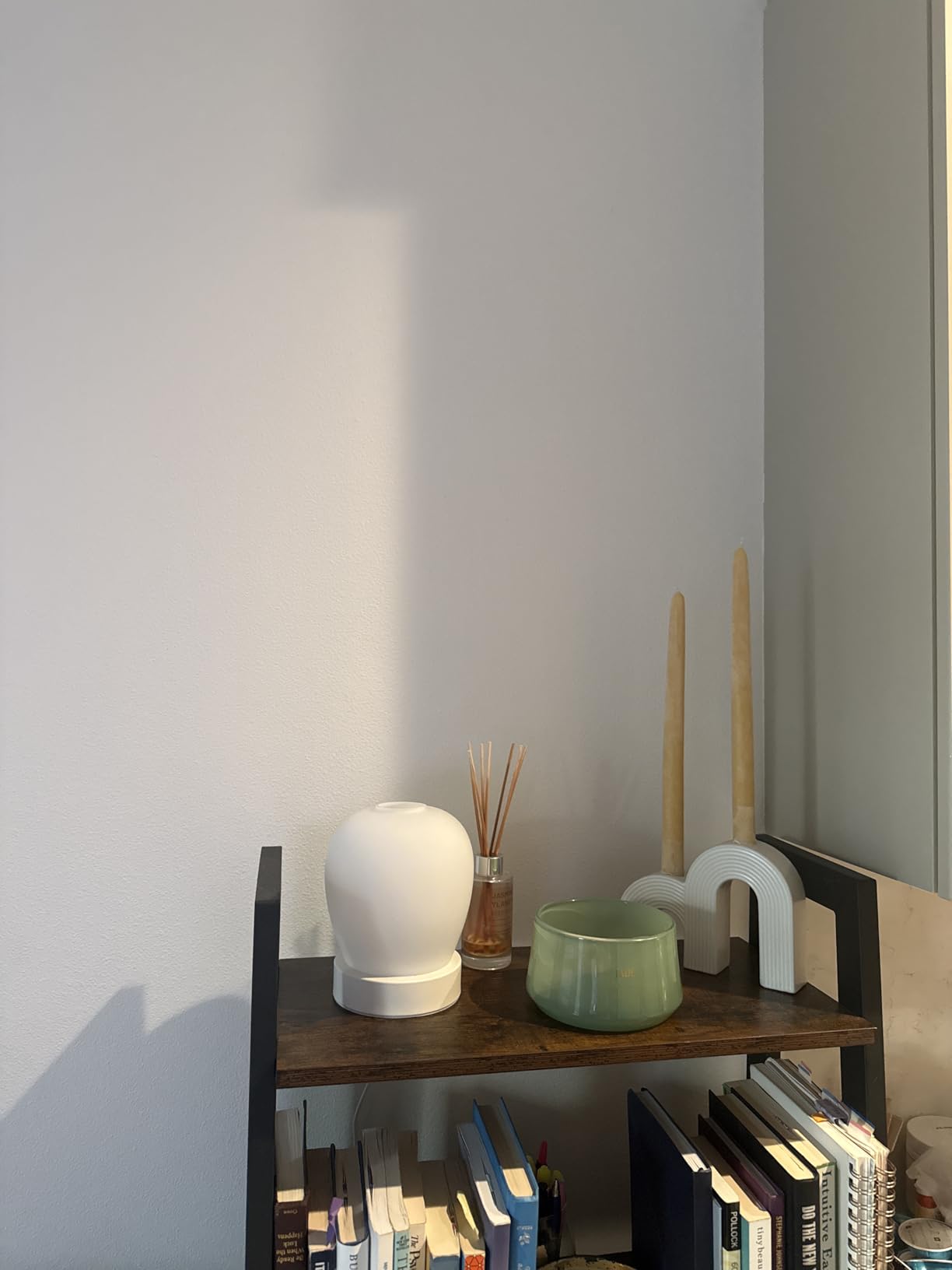 ONEWISH Small Bedside Lamp for Bedroom, 3-Way Dimmable Touch Control, 600 Lumen Bright Opal Glass Shade, 7.5 Inch Ultra Compact Nightstand Lamp, Warm White 2700K LED Bulb Included, Modern Design customer photo 2