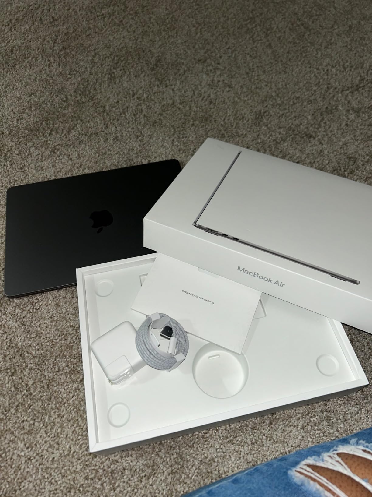 Apple 2022 MacBook Air with Apple M2 Chip, 13-inch, 8GB RAM, 256GB SSD Storage - Space Gray (Renewed) customer photo 2