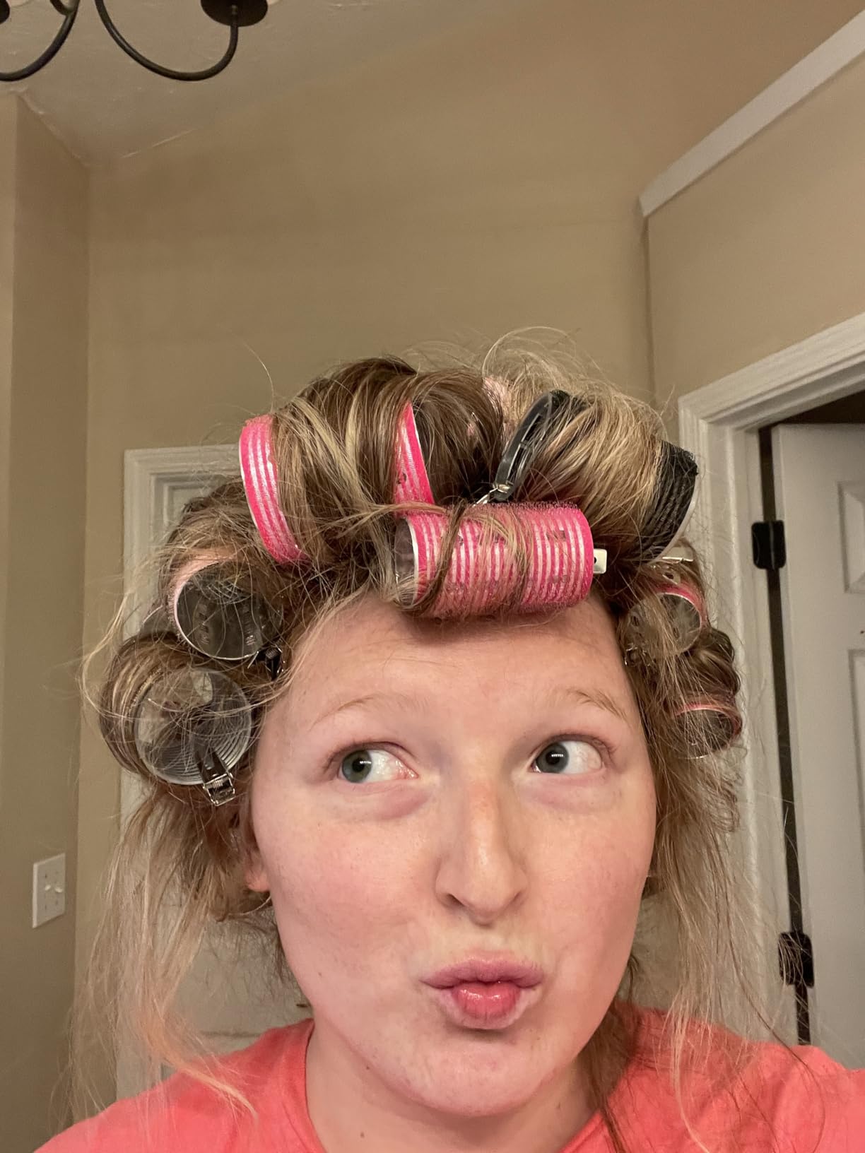 Thermal Rollers for Hair - 18 Self Grip Rollers & 18 Clips - 37-Piece Set customer photo 1