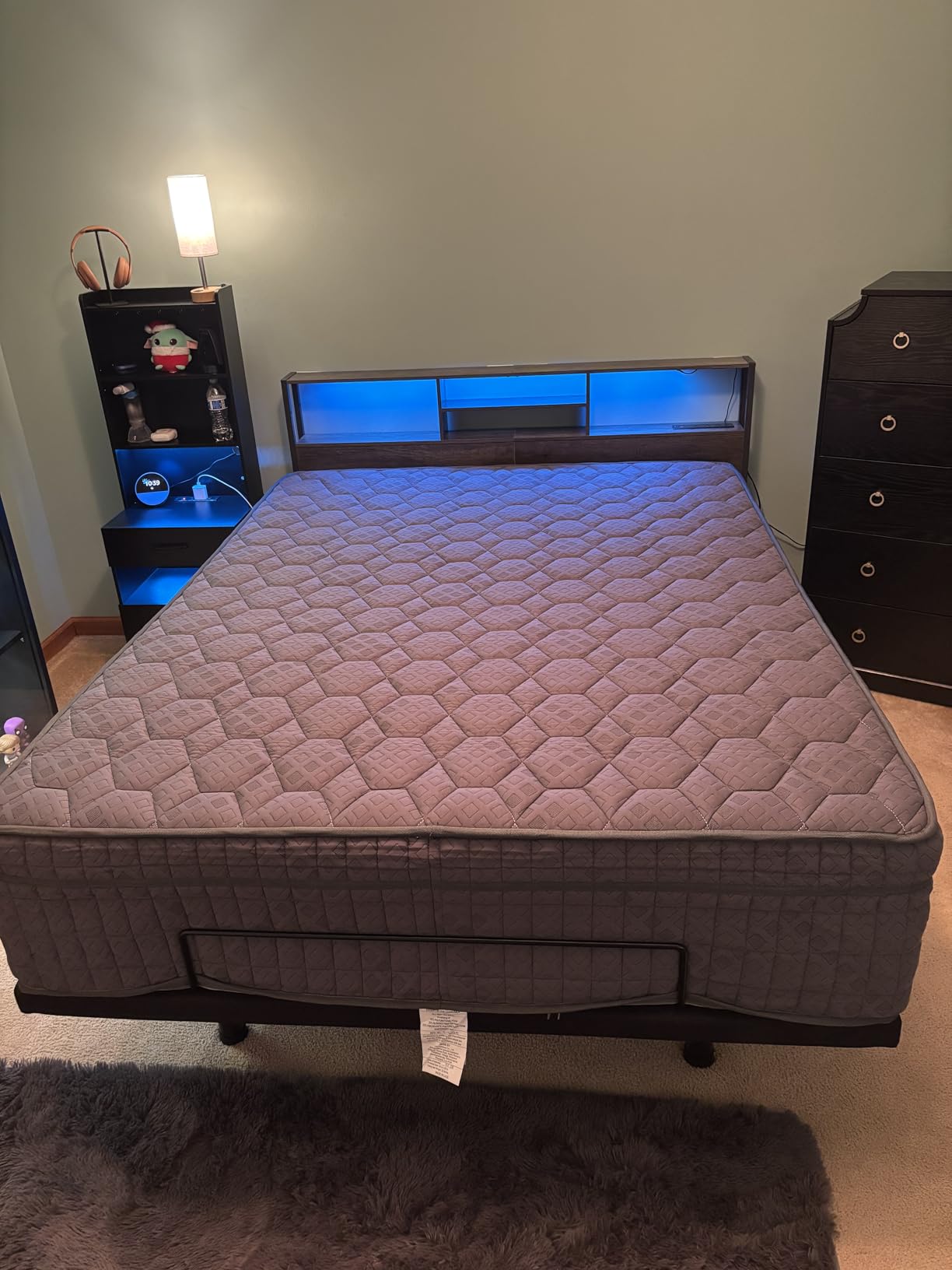 Tami Tami T600 Adjustable Bed Frame Twin XL Size with Remote & Massage - Syncable Electric Beds Bases, Zero Gravity, USB, Side Pocket, Nightlight, Quiet Motor, 5 Min Easy Assembly customer photo 1
