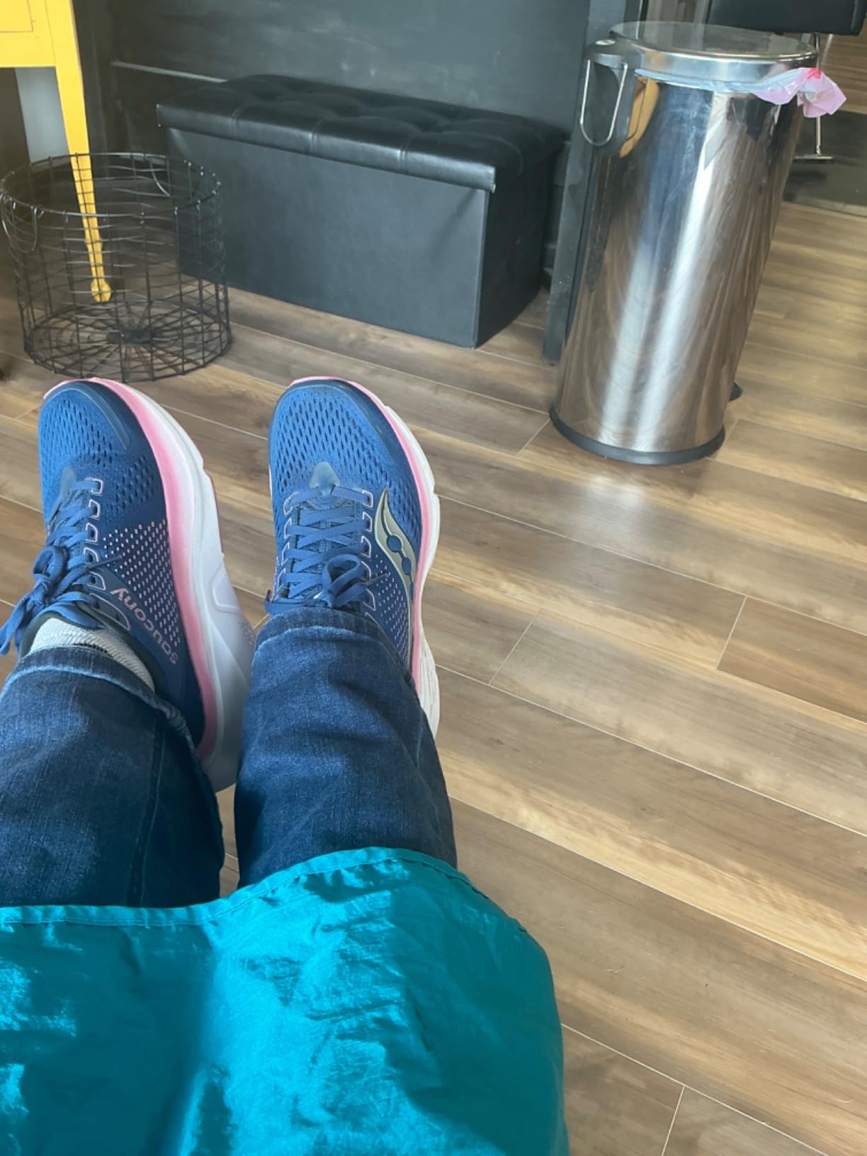 Saucony Women's Guide 17 Running Sneakers customer photo 1