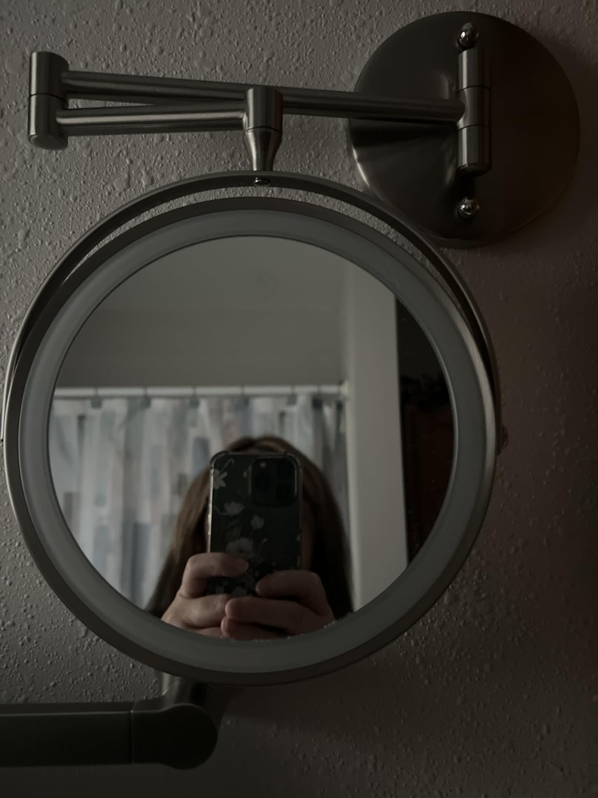 MNIENT Wall Mounted Lighted Makeup Mirror, 1x/10x Rechargeable Magnifying customer photo 1