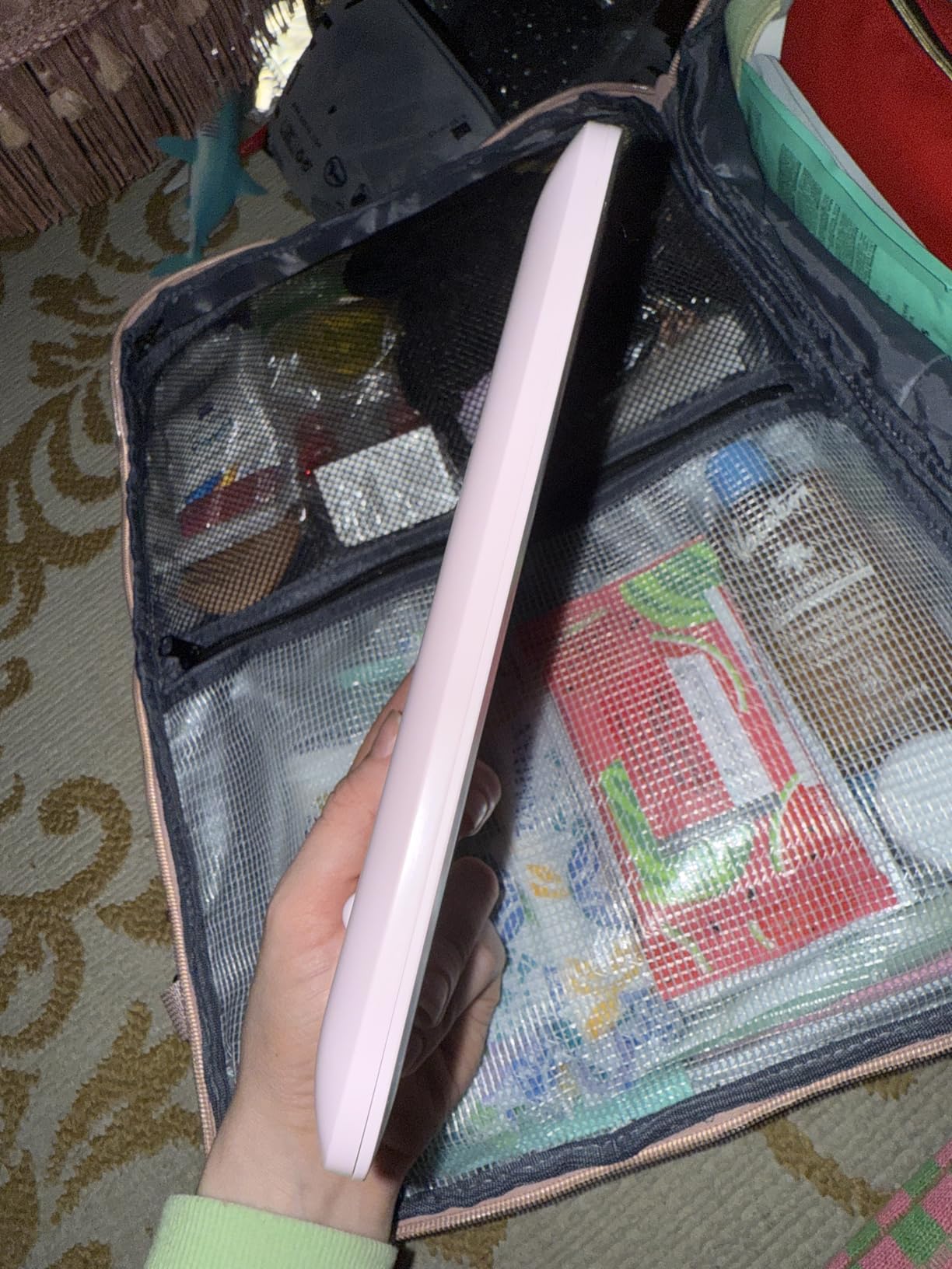 Gospire Travel Makeup Mirror with Lights and Magnification 10X, Pink customer photo 1