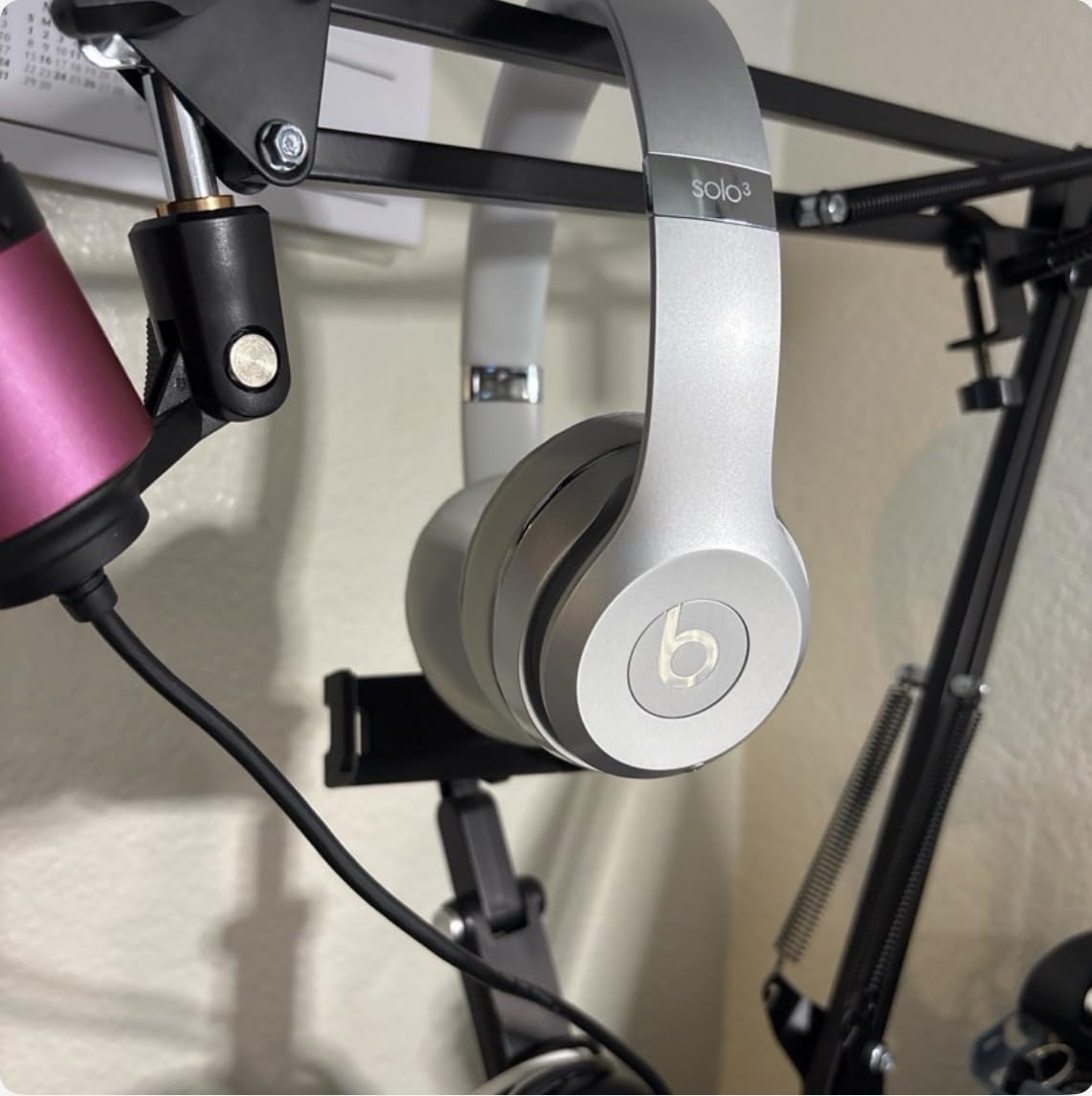 Beats Solo3 customer photo 1