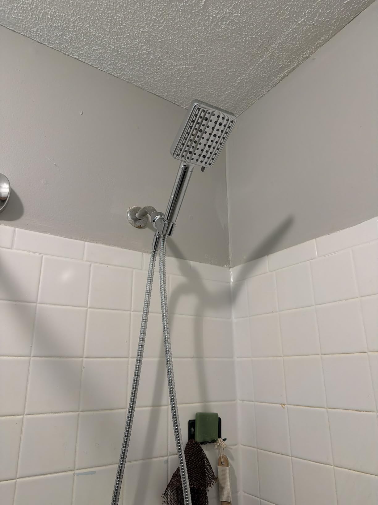 MakeFit Filtered Shower Head Black - 6 Modes High Pressure Handheld Shower Head with Filter Mineral Beads, Detachable Handheld Showerhead Set with Stainless Steel Hose and Shower Arm Bracket customer photo 1