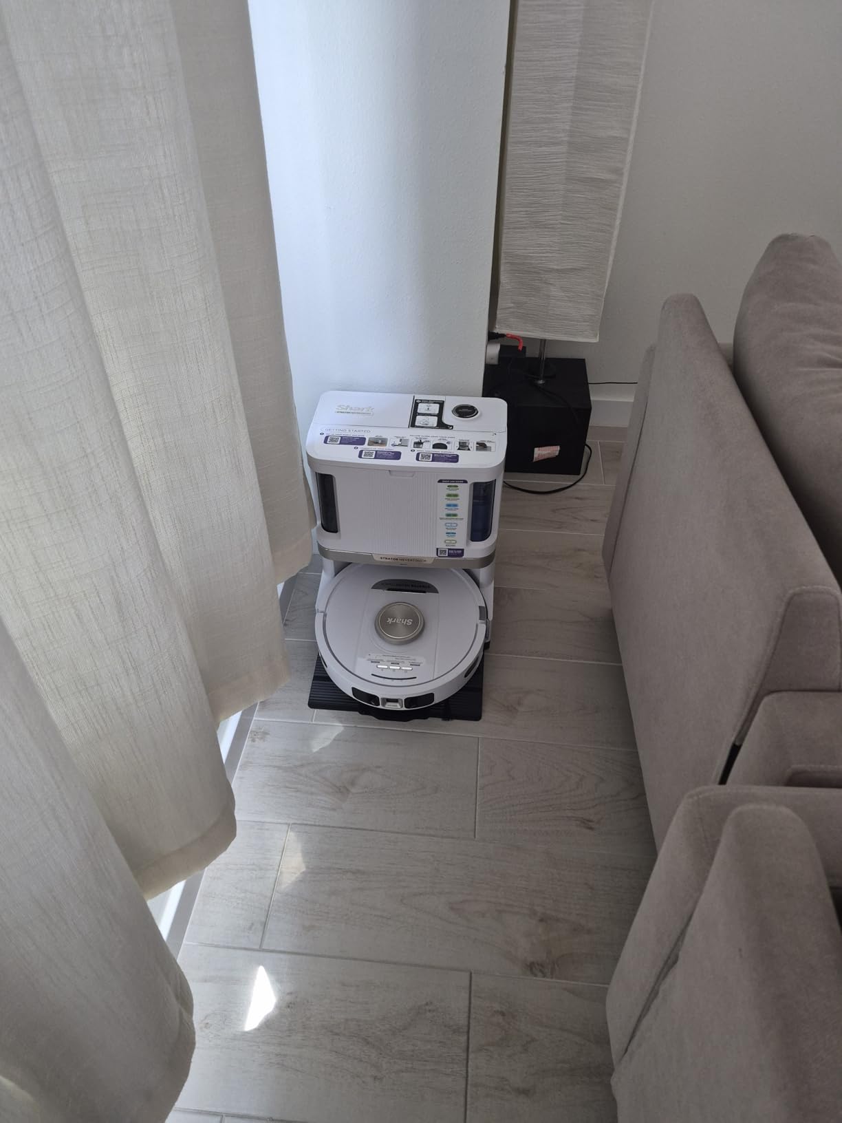 Shark PowerDetect Self-Empty Robot Vacuum, Black, AV2820S customer photo 2
