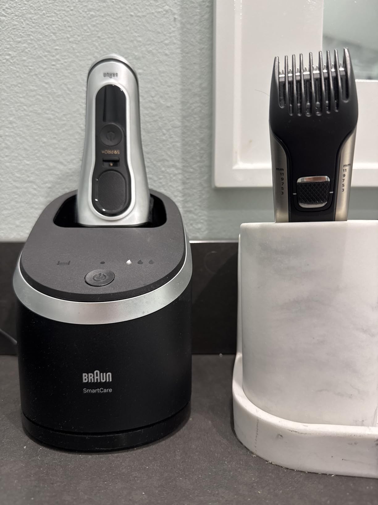 Braun Series 9 PRO+ Electric Razor for Men, 5 Pro Shave Elements & Precision Long Hair Trimmer, 6in1 SmartCare Center, Wet & Dry Electric Shaver for Smooth Skin with 60min Battery Runtime, 9567cc customer photo 1