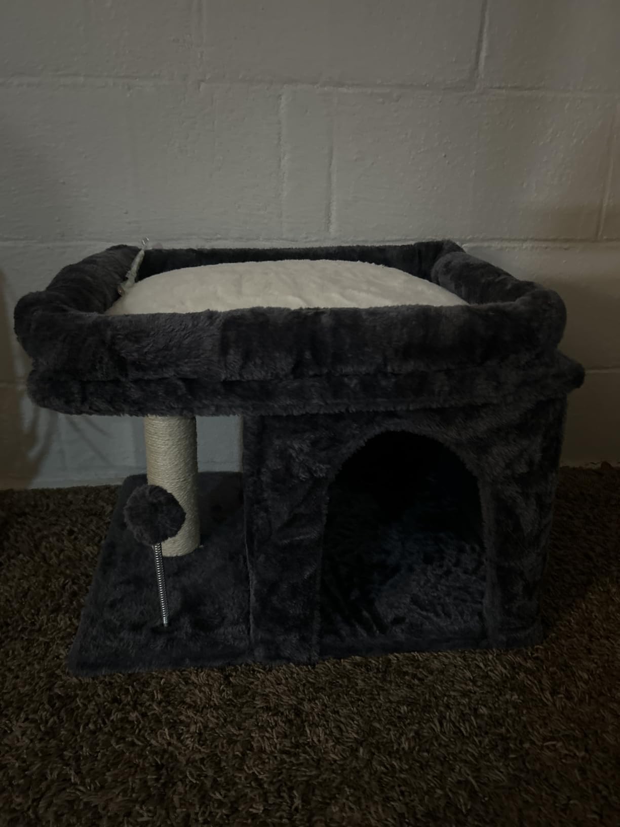 Aechonow Small Cat Tree Tower for Large Cat, Cat Bed House with Large Perch customer photo 2