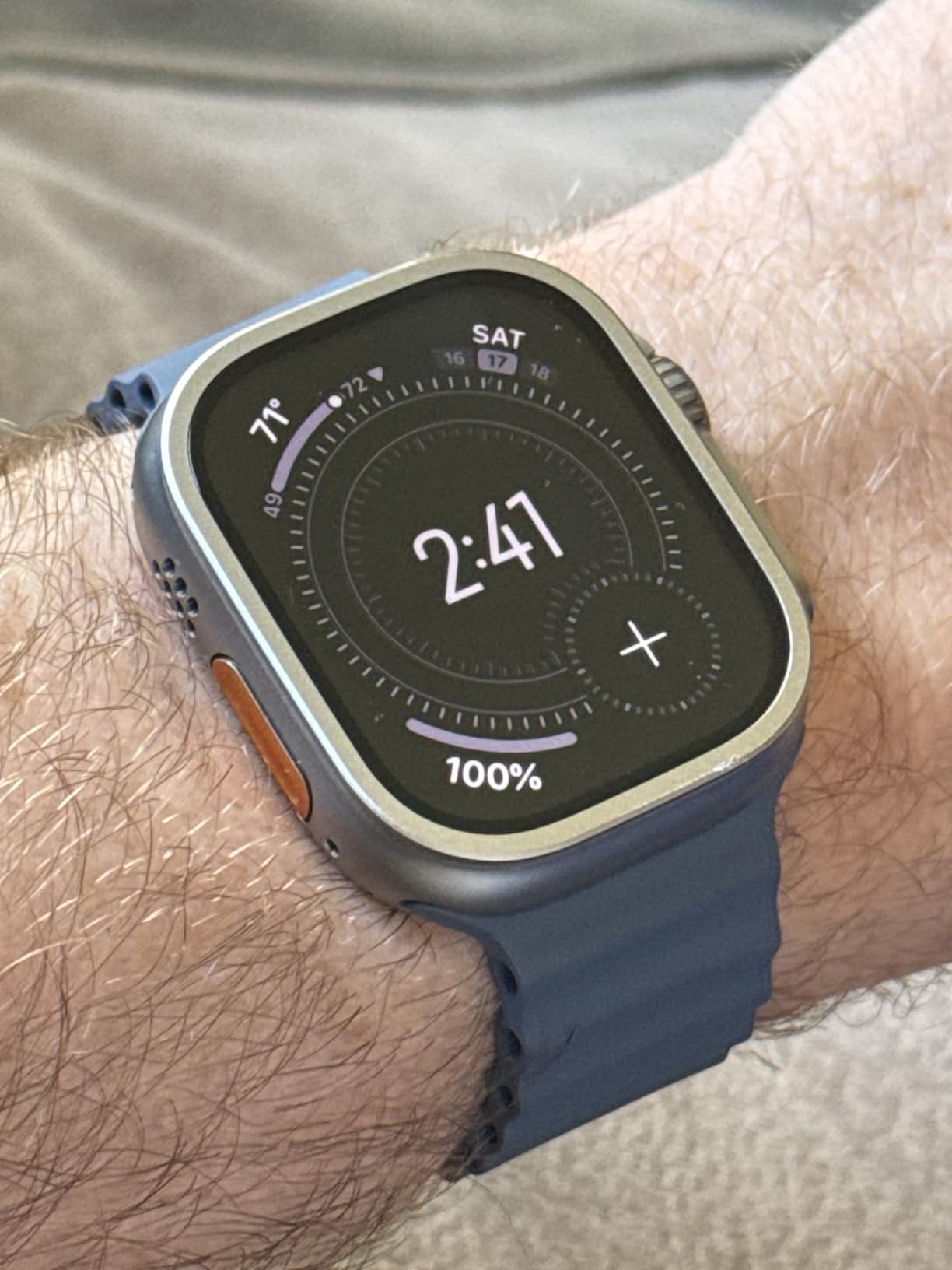 Apple Watch Ultra 2 [GPS + Cellular 49mm] Smartwatch with Rugged Titanium Case & Blue/Black Trail Loop S/M. Fitness Tracker, Precision GPS, Action Button, Extra-Long Battery Life customer photo 1