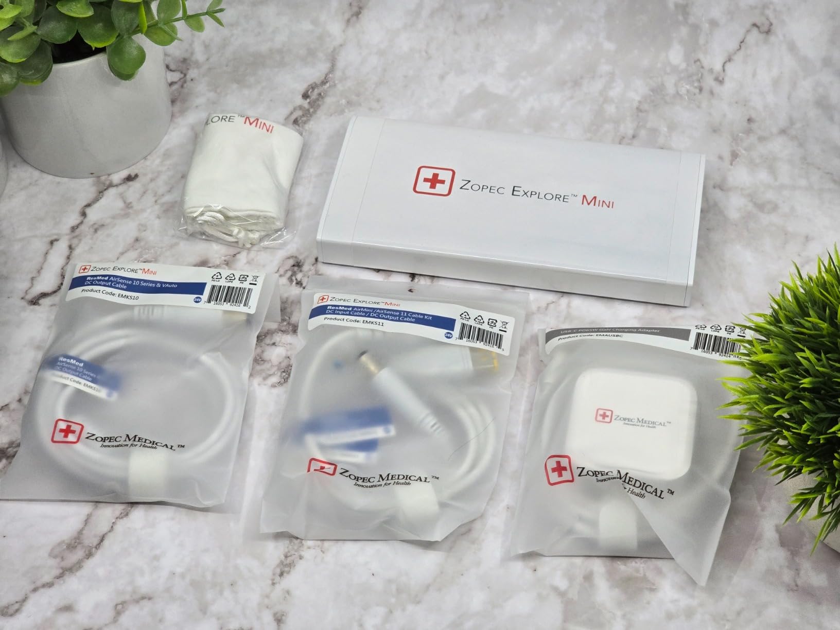 Zopec Explore Mini CPAP Battery UPS Backup - World's Smallest/Lightest - Camping, Air Travel, and RV - Up to 2 Nights Sleep - Fast Recharge - Includes Cables for ResMed AirMini, AirSense 10 and 11 customer photo 1