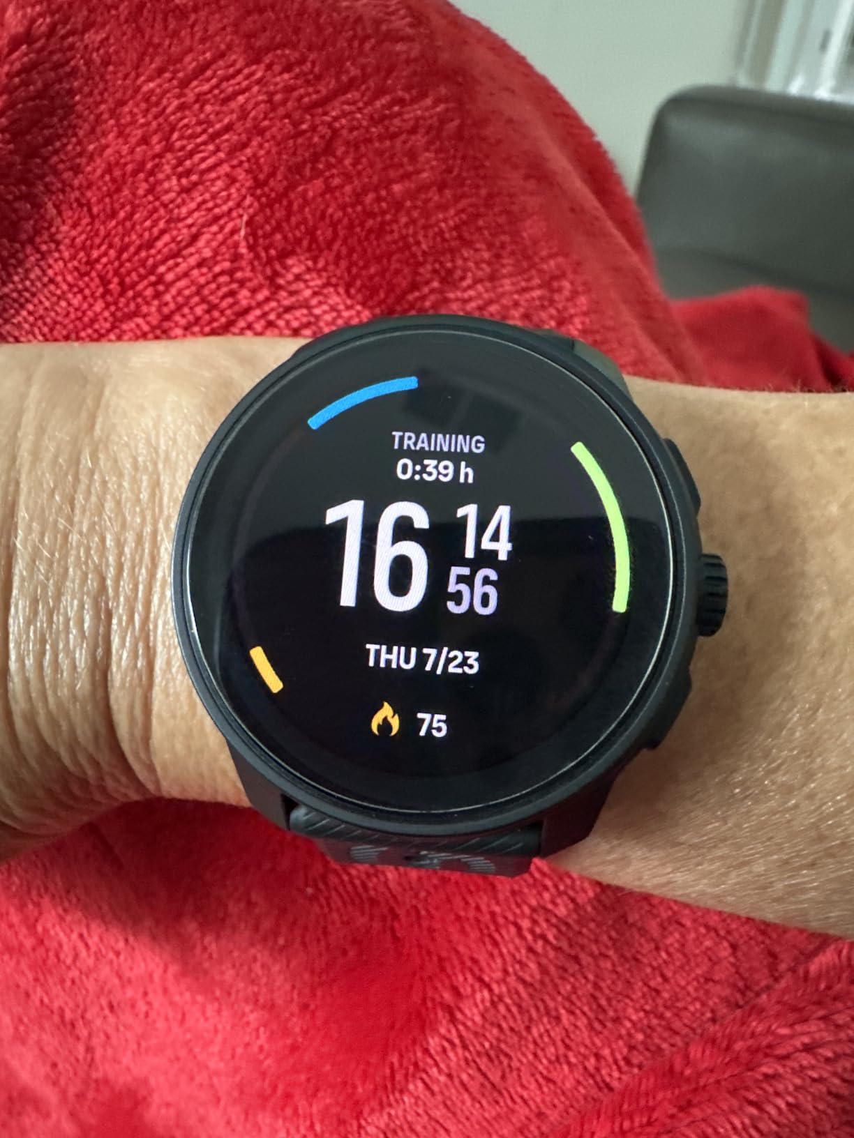 SUUNTO Race S GPS Sports Watch, 1.32” AMOLED 95+ Sports Modes, Powder Blue customer photo 2