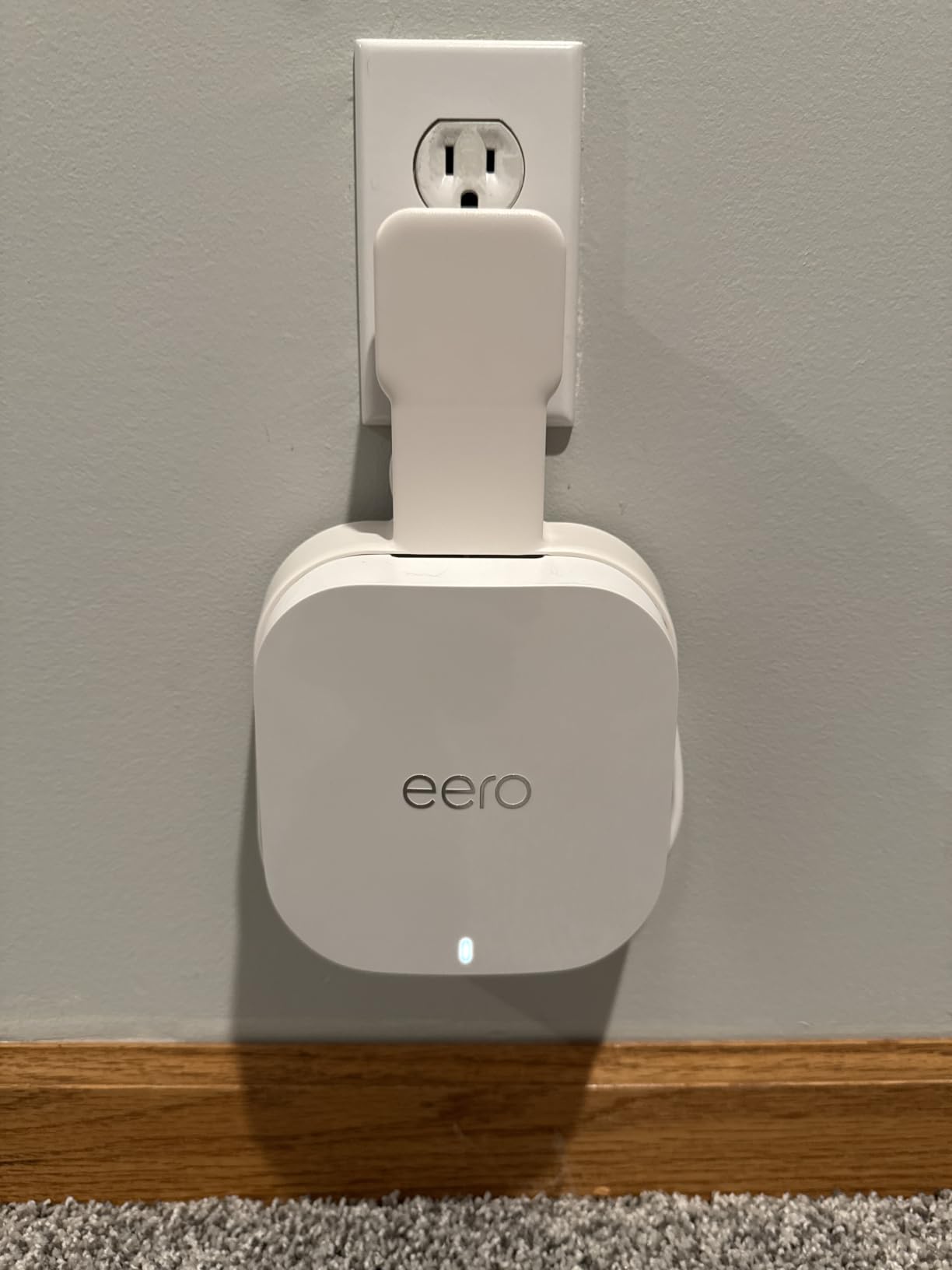 Amazon eero 7 dual-band mesh Wi-Fi 7 router (newest model) - Supports internet plans up to 2.5 Gbps, Coverage up to 4,000 sq. ft., 2-pack customer photo 1