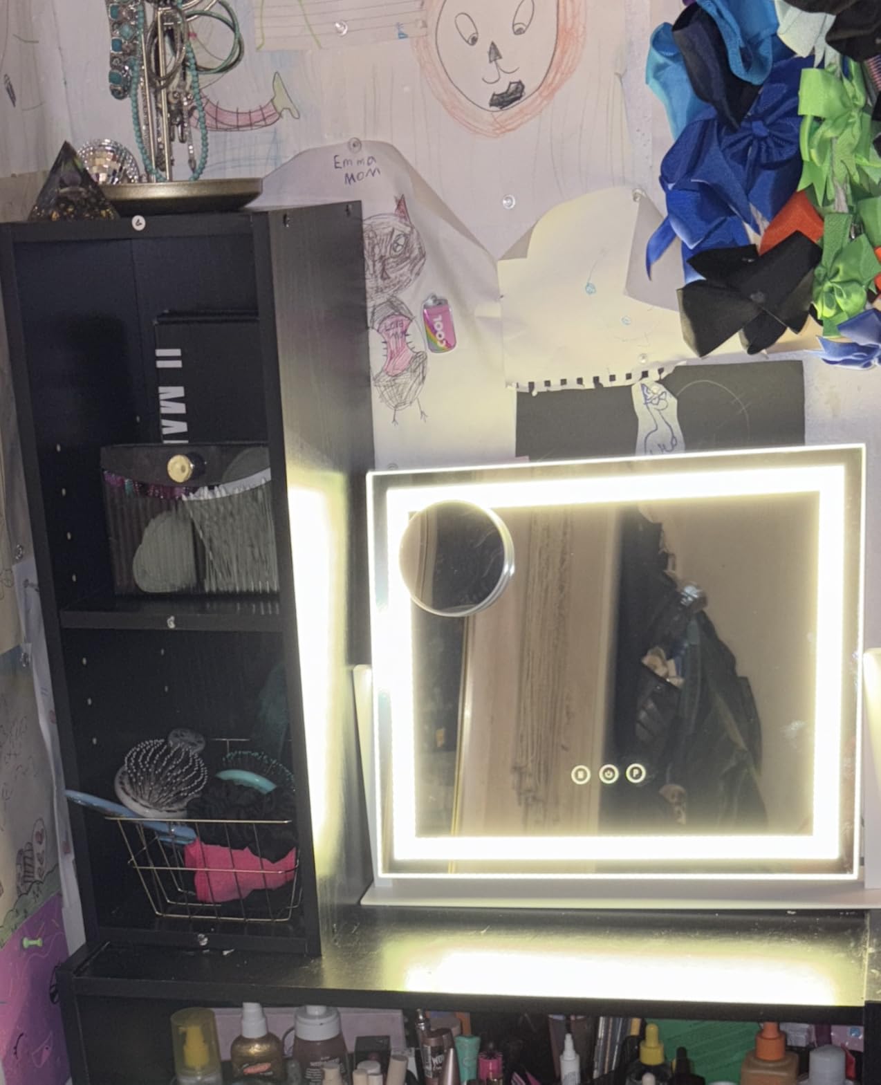 Hasipu Vanity Mirror with Lights and Bluetooth Speaker, 27.6