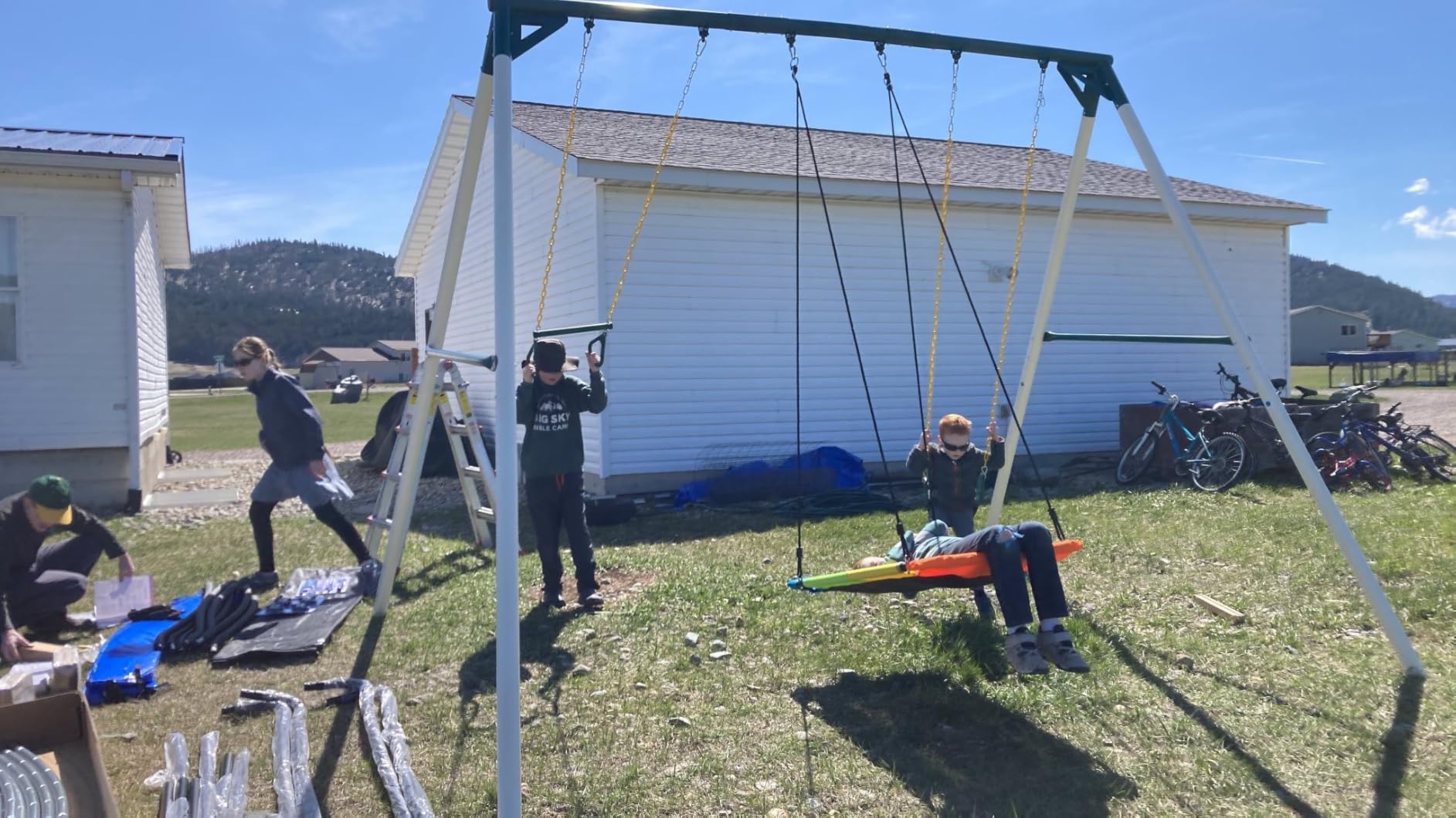 Hapfan 9.5' Tall Heavy Duty Metal Swing Sets for Backyard with 3 Swings customer photo 2