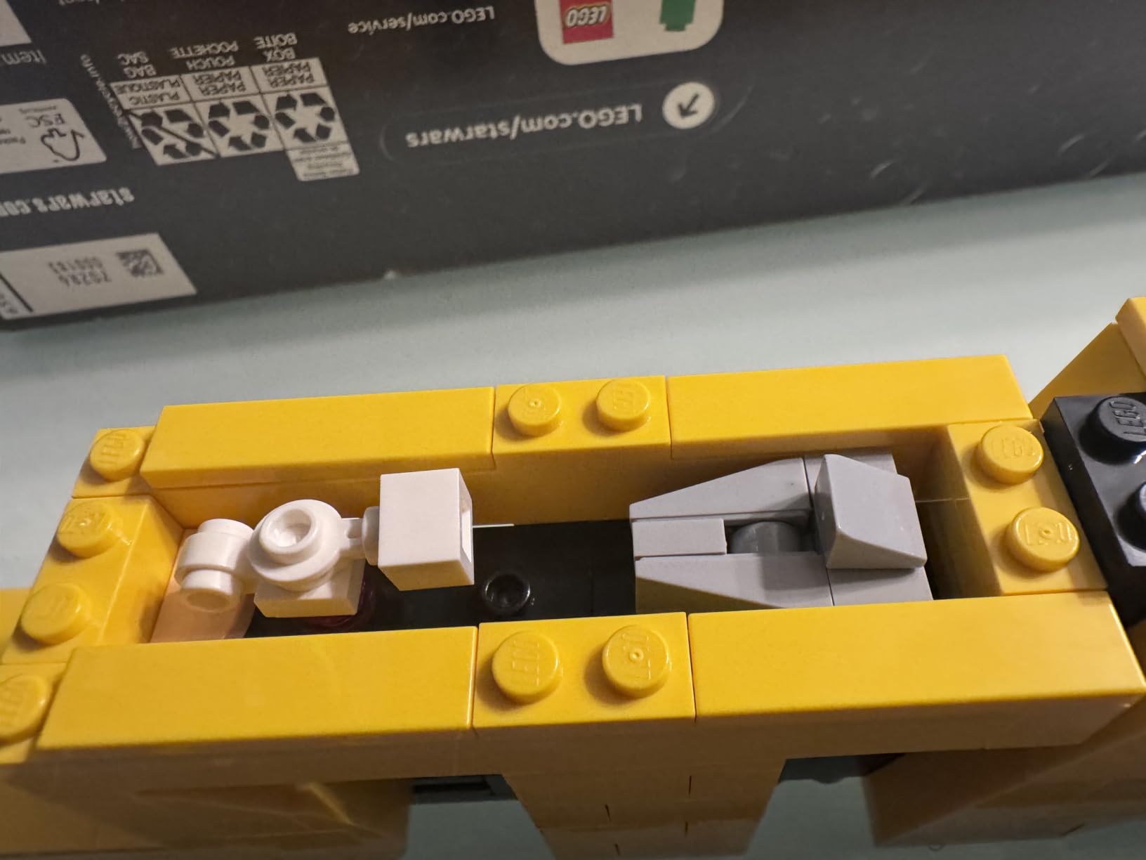 LEGO Star Wars Brick-Built Star Wars Logo - Building Set for Adults 18+ - Star Wars Gift Idea for Birthdays - Collectible DIY Model Kit - Home Decor Idea for Fans of The Movie Series - 75407 customer photo 2