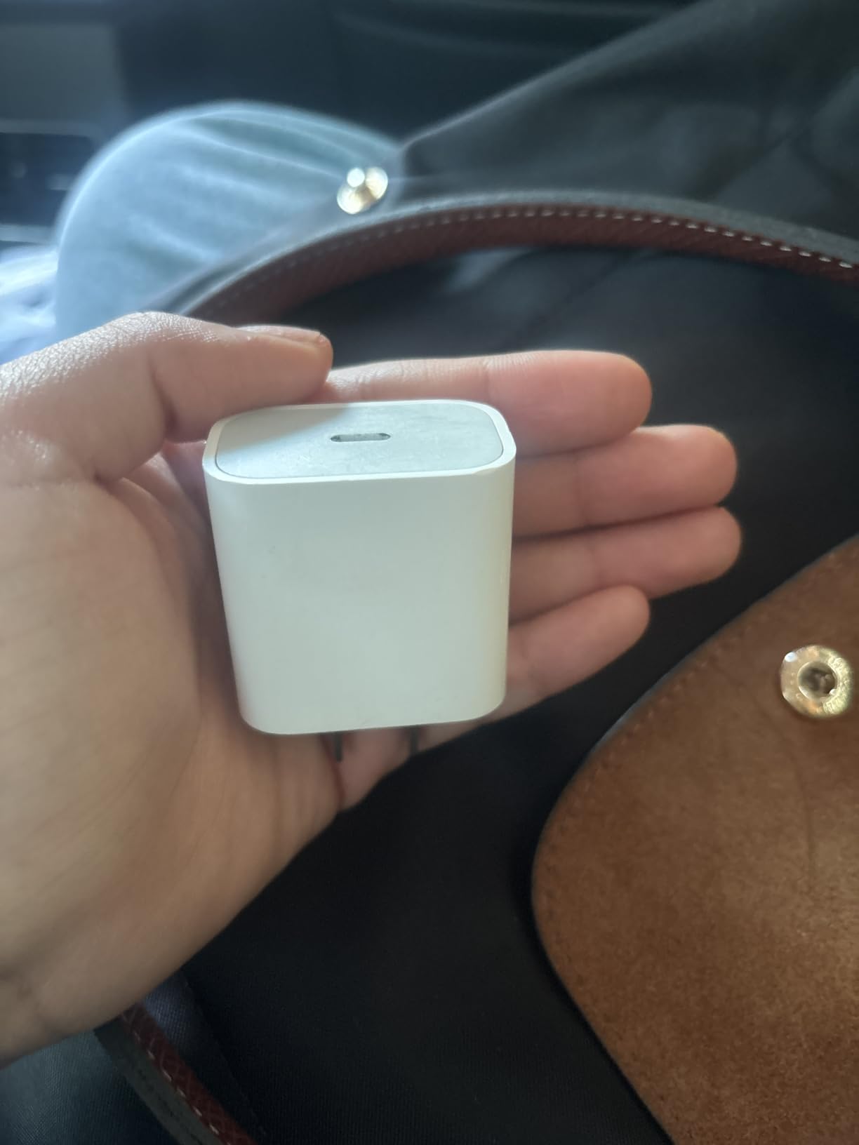 Apple 20W USB-C Adapter customer photo 1