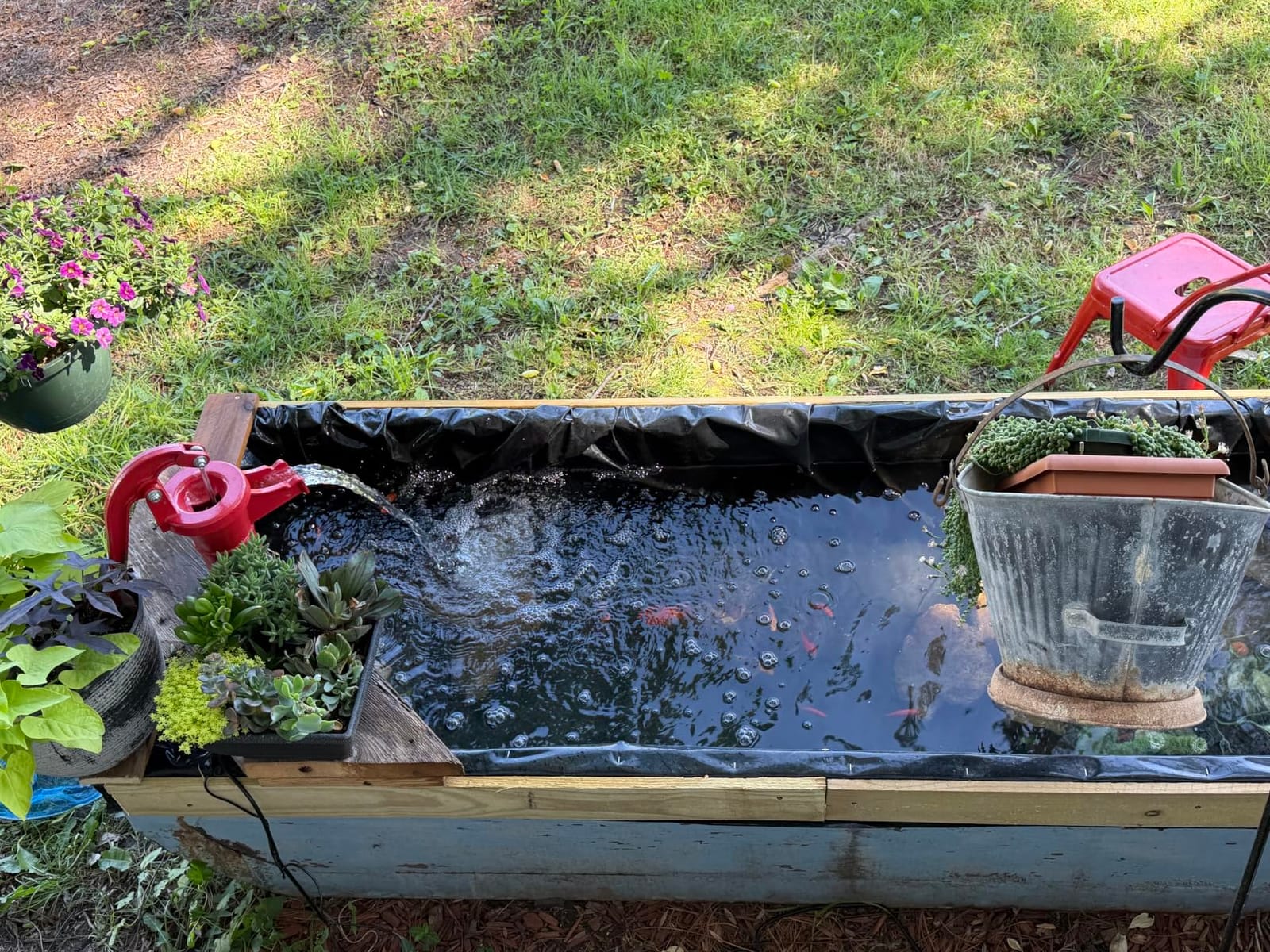 Antique Pitcher Hand Water Pump, Cast Iron Red Hand Well Pump 25ft Maximum Lift Manual Water Transfer Pump, Boost Fountain for Outdoor, Yard, Pond, Garden customer photo 2
