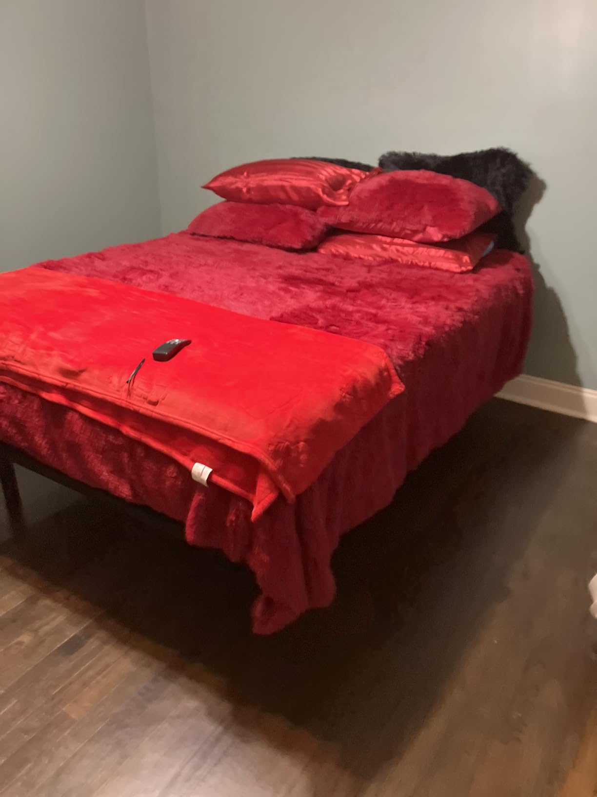 EGOHOME Massage Twin XL Adjustable Bed Frame and 14