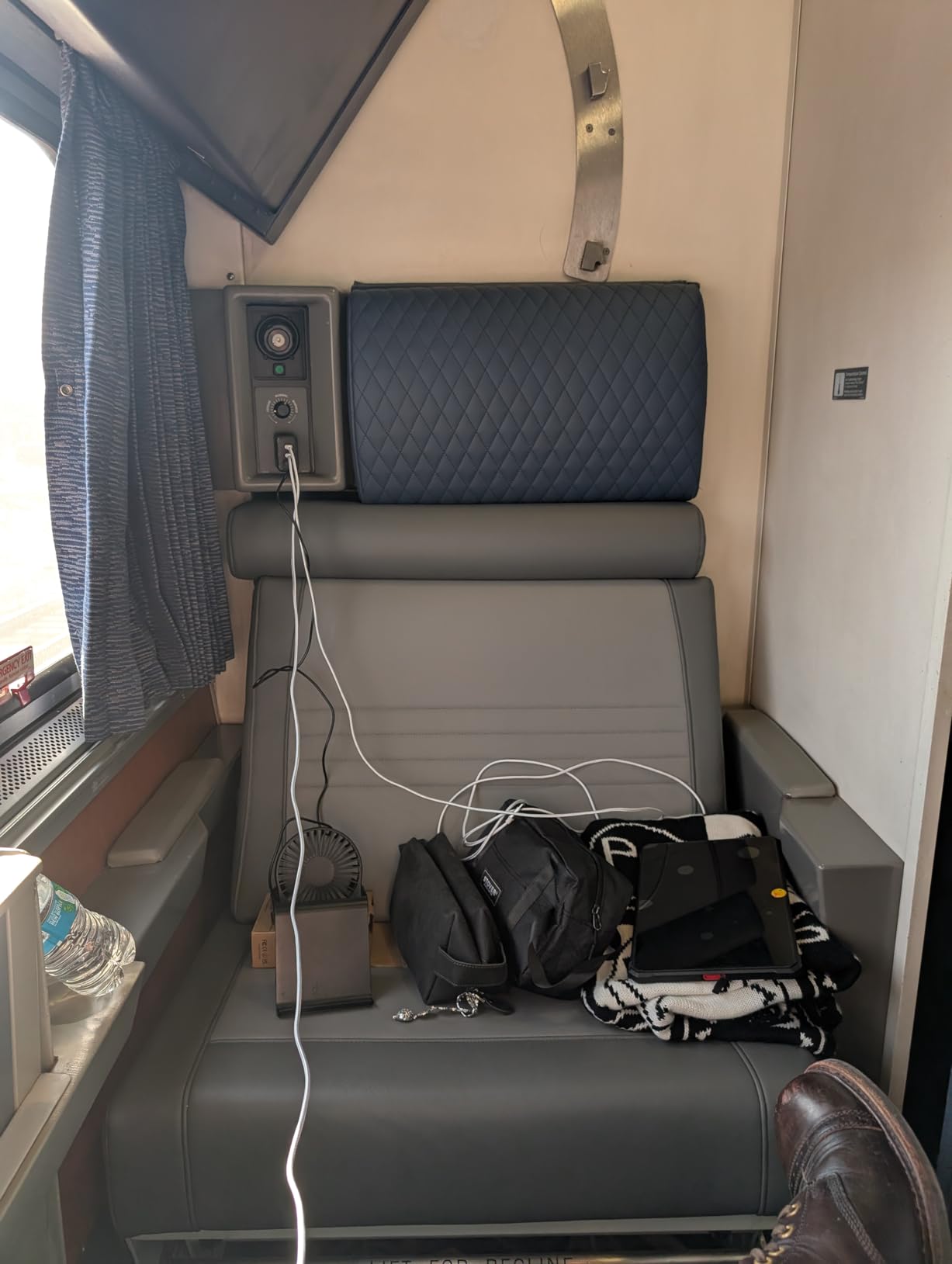 INIU 65W 3-Port customer photo 2