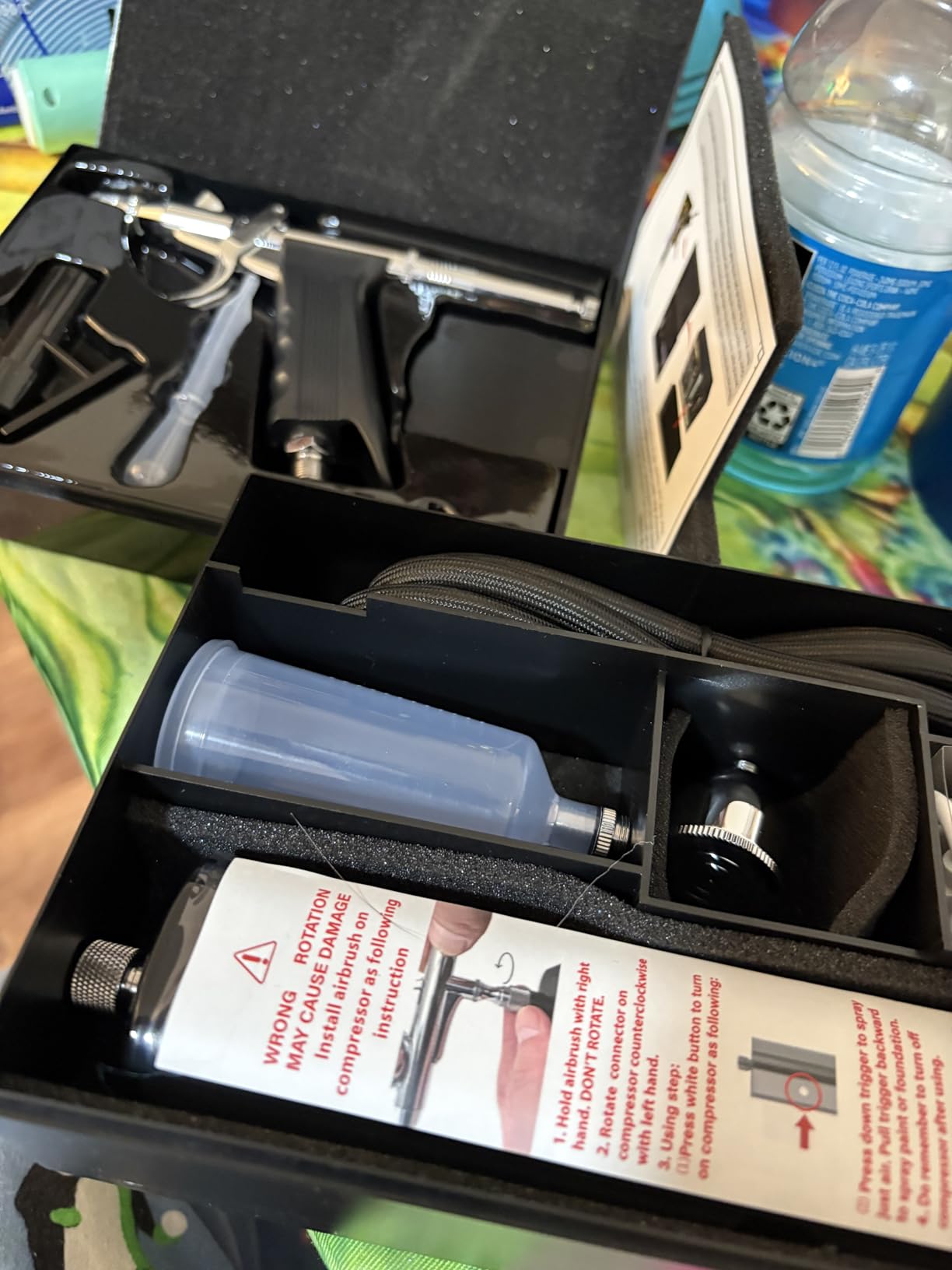 I-BEAUTEE Portable Cordless Airbrush Kit with Compressor, high air Flow Handheld Mini Air Brush Gun Set,Trigger Type High Pressure Air Brush for Painting, Nail Art, Cake, Barber,Model,T-Shirt DIY customer photo 2