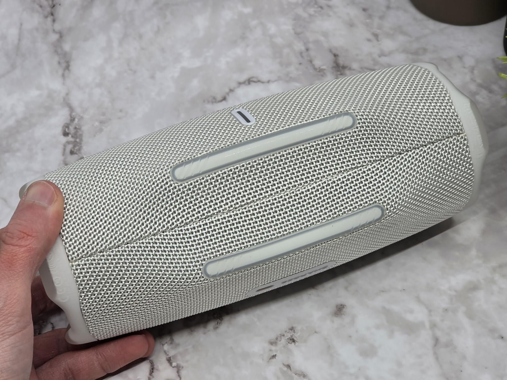 JBL Charge 6 - Portable Waterproof & Drop-Proof Bluetooth Speaker, Bold JBL Pro Sound & AI Sound Boost, 28Hrs Playtime, Built-in powerbank & Comes with a Sturdy/Removable Carrying Strap (Black/Teal) customer photo 1