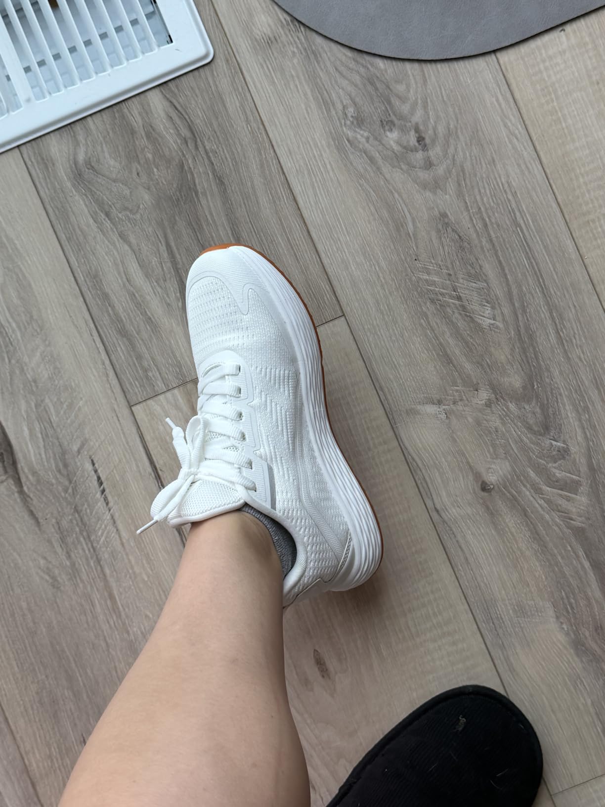 WHITIN Women's Wide Toe Box Road Running Shoes customer photo 1