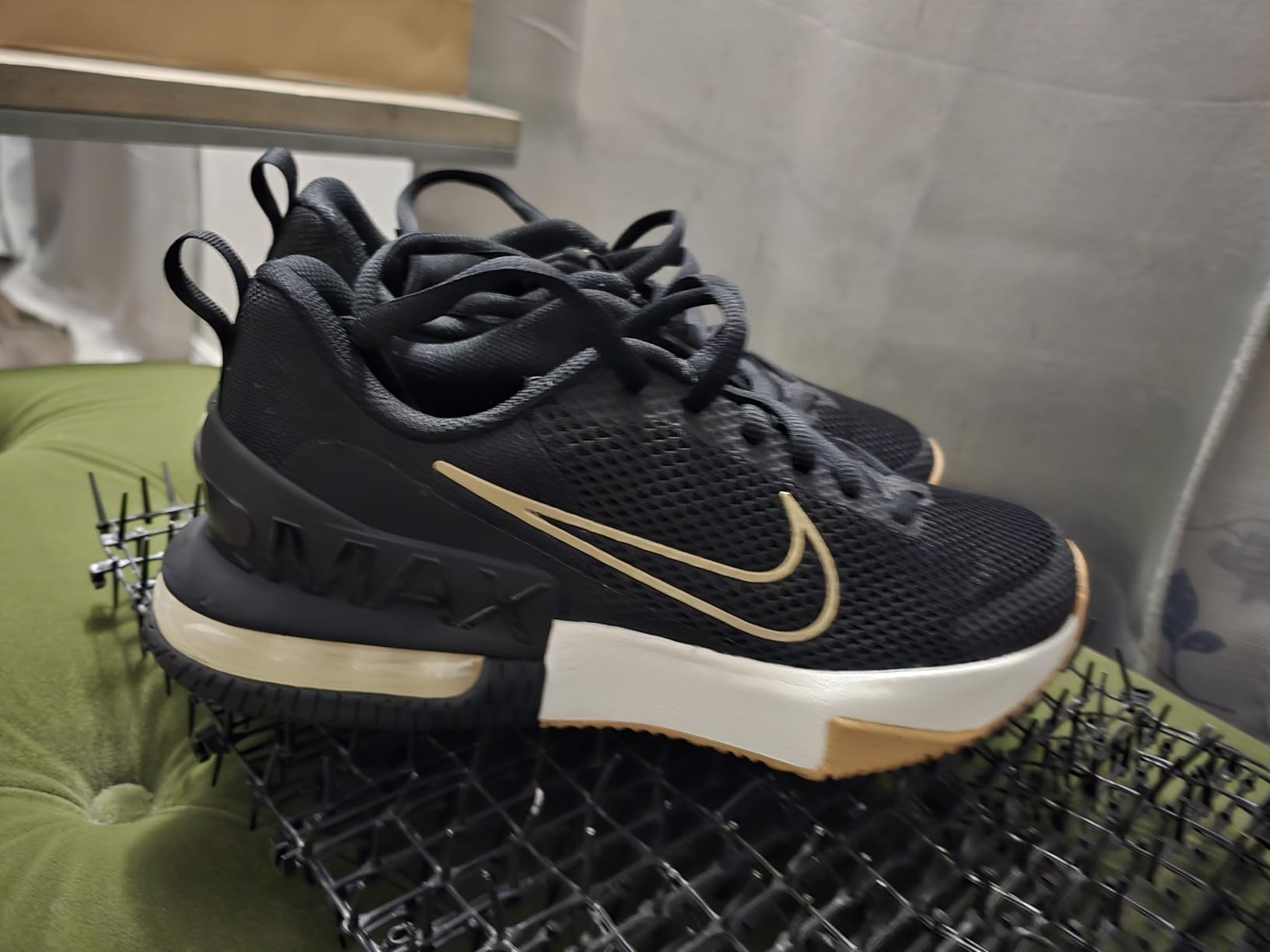 Nike Men's Air Max Alpha Trainer 6 Workout Shoes customer photo 2