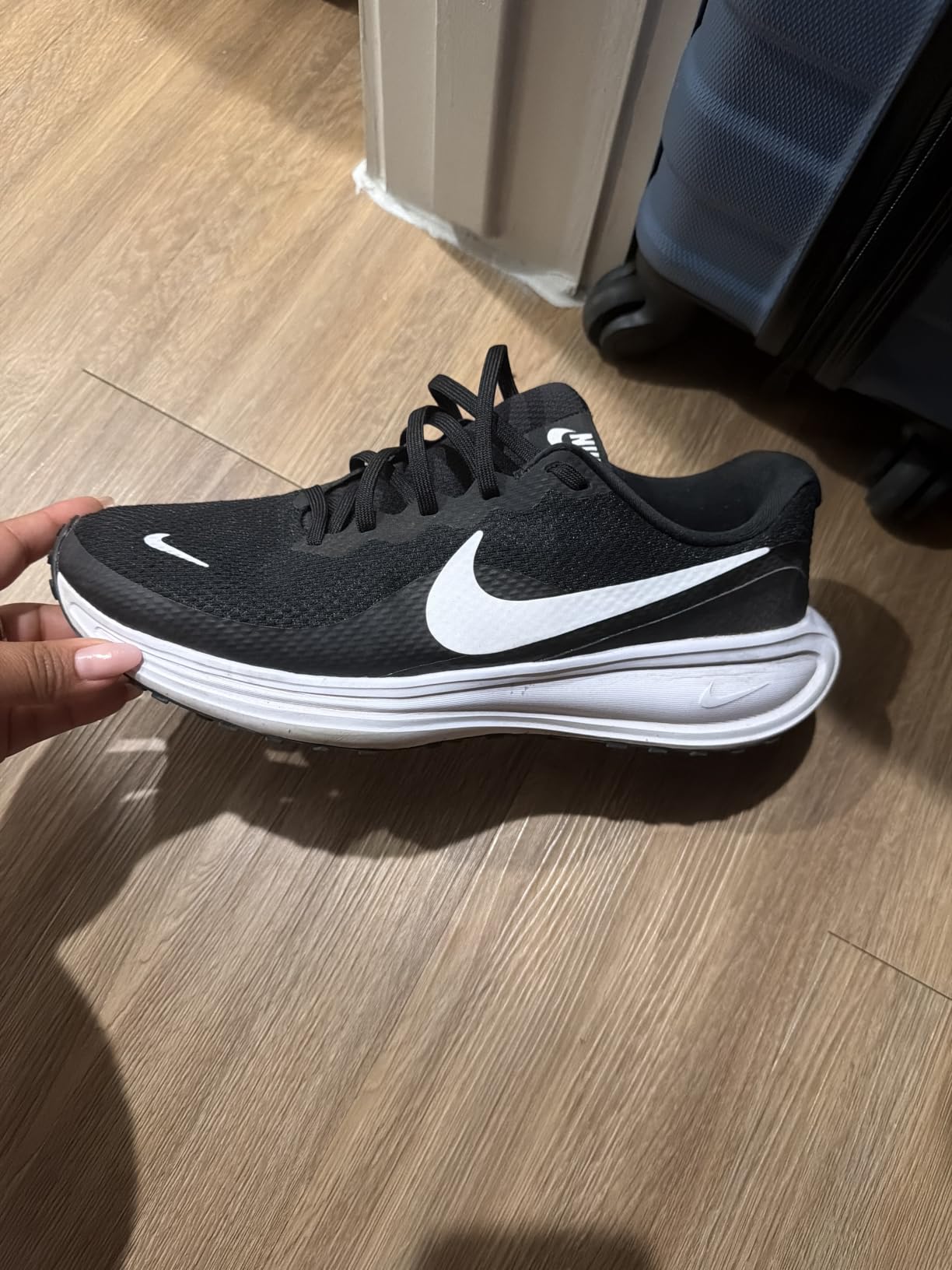 Nike Men's Revolution 8 Road Running Shoes customer photo 2