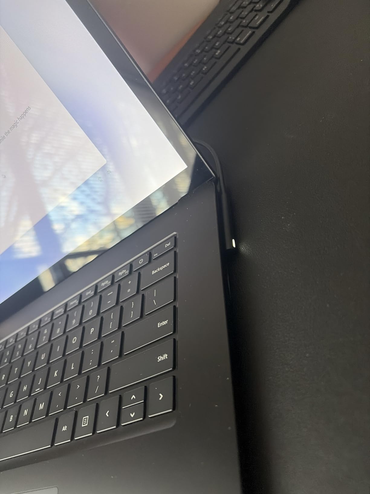 Microsoft Surface Laptop 4 13.5” Touch-Screen – Intel Core i7-16GB - 256GB SSD Windows 11 PRO (Latest Model) - Matte Black (Renewed) customer photo 2