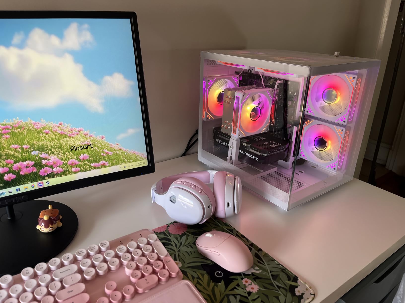 suevery Prebuilt Desktop Computer Gaming PC Black customer photo 1