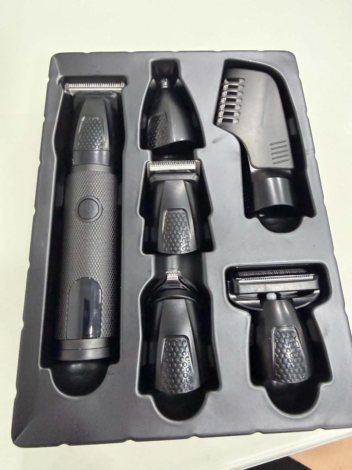 Bomxin Manscape Body & Beard Trimmer for Men,Waterproof,6 in 1 Grooming Kit customer photo 2