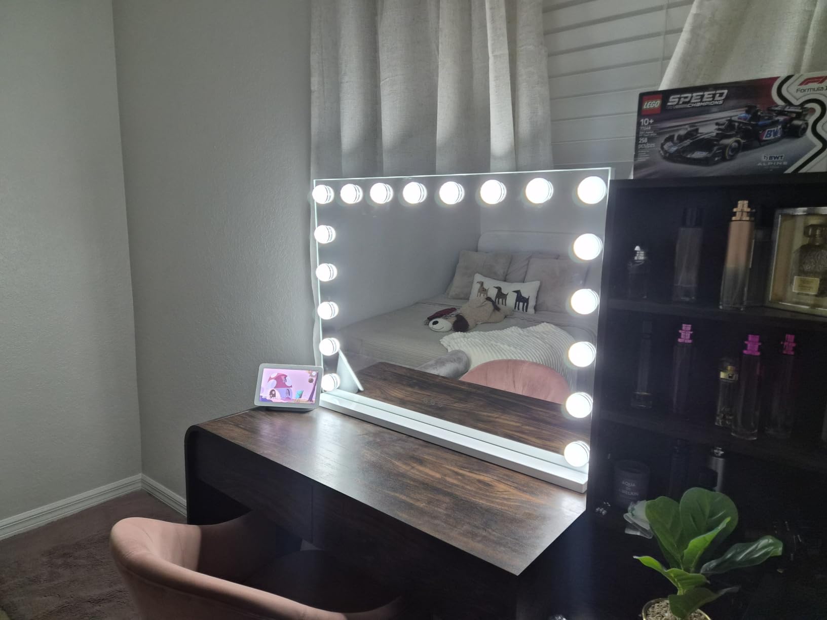 YOURLITE Vanity Mirror with Lights and Bluetooth Speaker, Hollywood Vanity Mirror with 15 LED Bulbs, 3 Colors Modes & Adjustable Brightness, 10x Spot Mirror, USB Charging Port customer photo 1