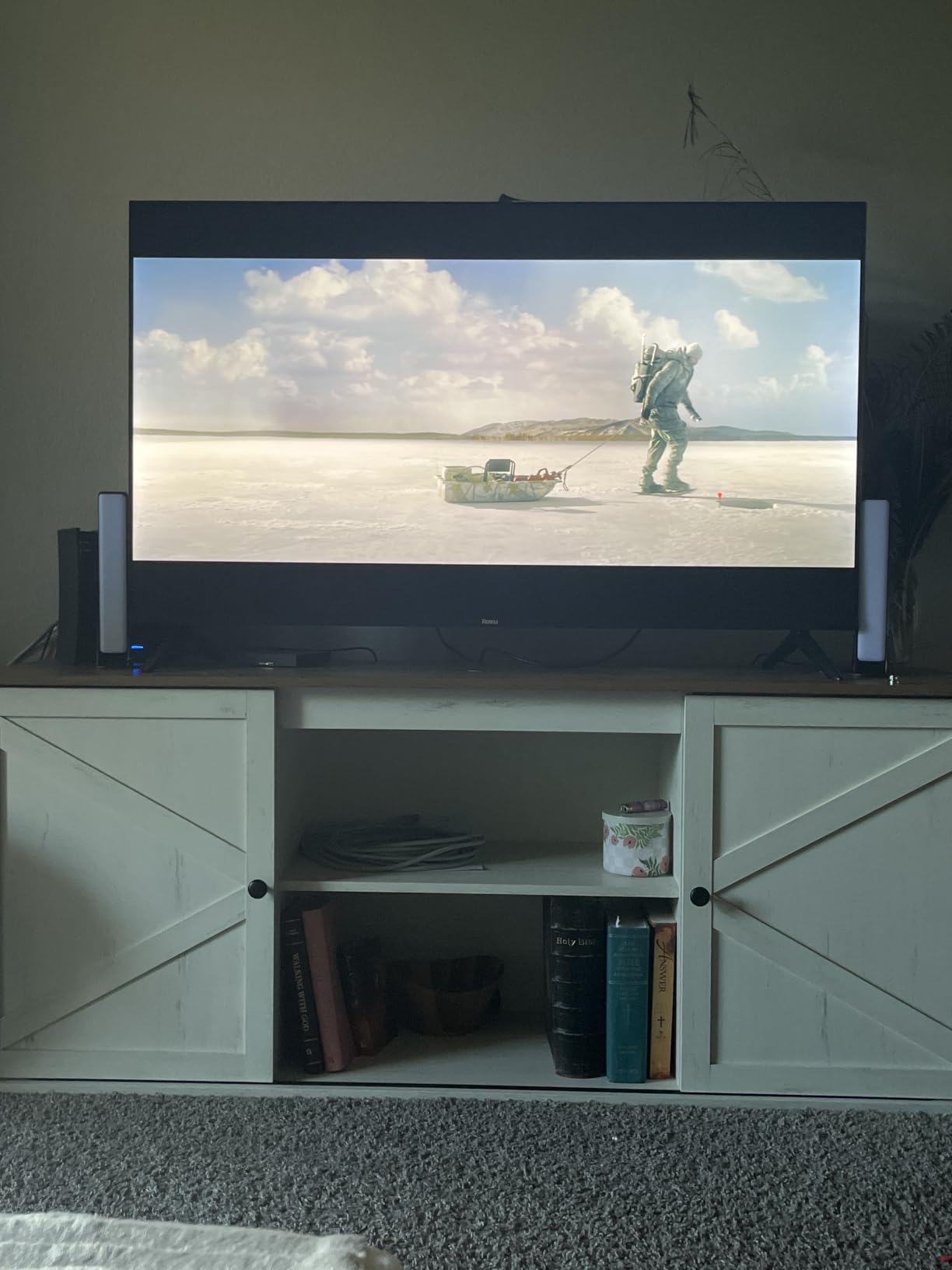 Roku 85-Inch Select Series Smart TV 2026-4K QLED TV - Roku TV customer photo 2