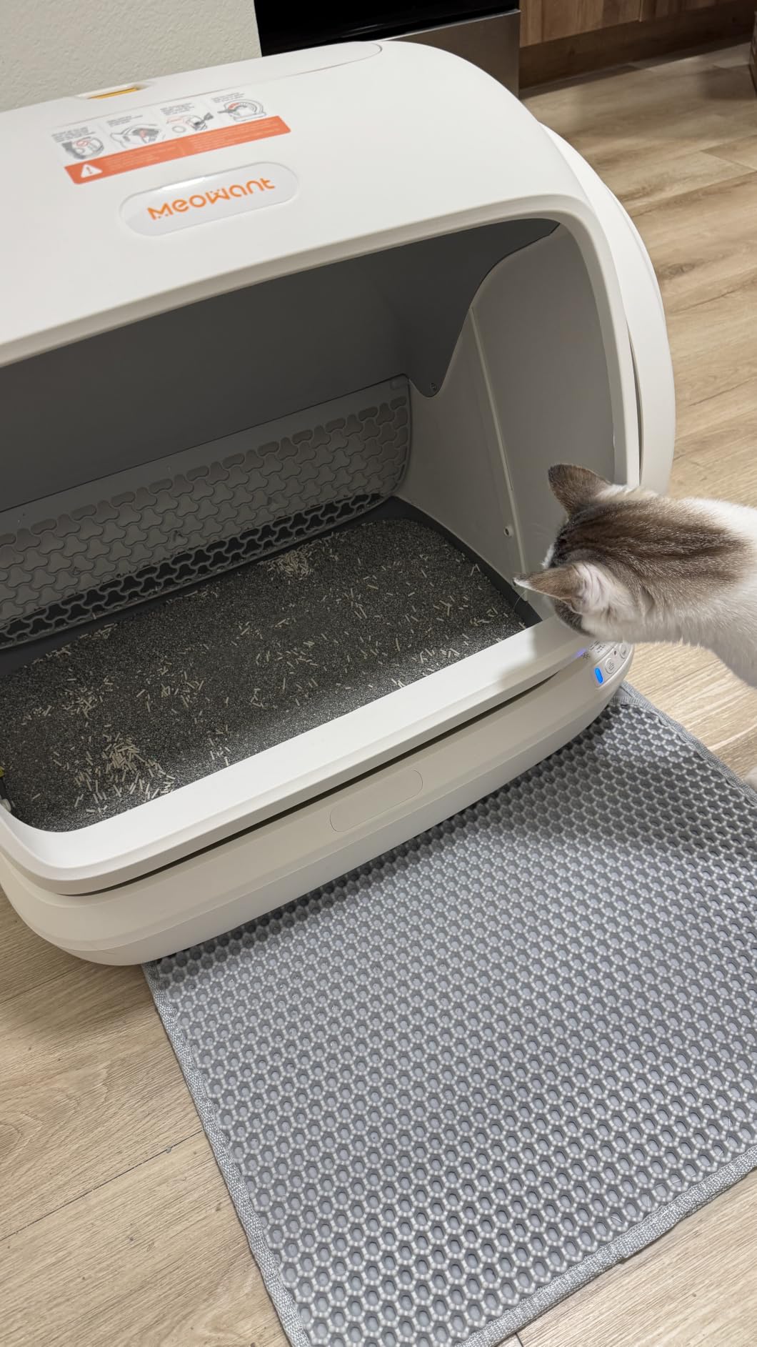 Meowant Self-Cleaning Cat Litter Box, 106L Large Capacity for Multiple Cats customer photo 1